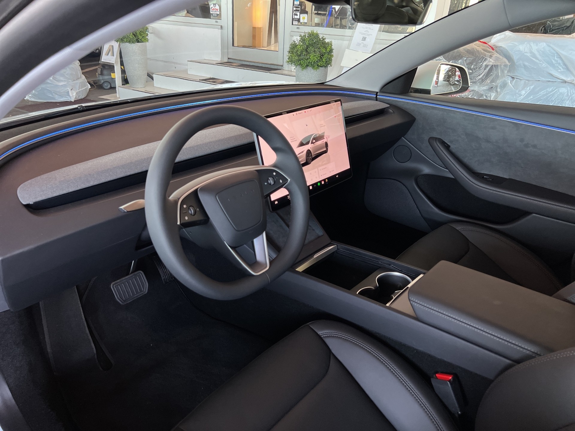 TESLA Model 3 Long Range Dual Motor AWD-image-38