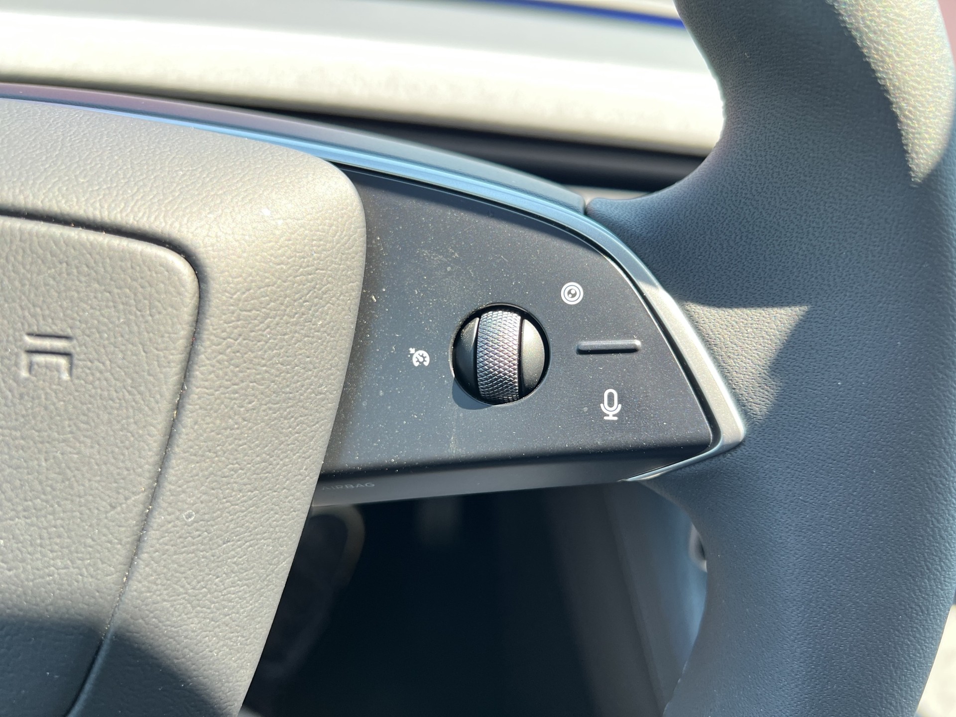 TESLA Model 3 Long Range Dual Motor AWD-image-27