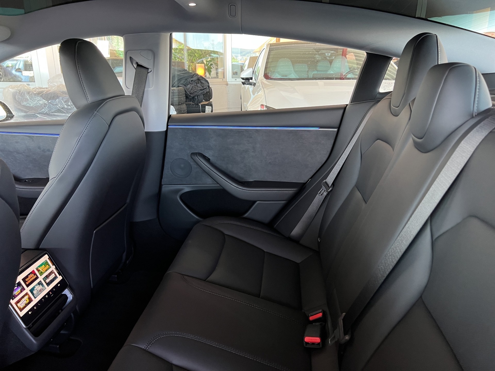 TESLA Model 3 Long Range Dual Motor AWD-image-39