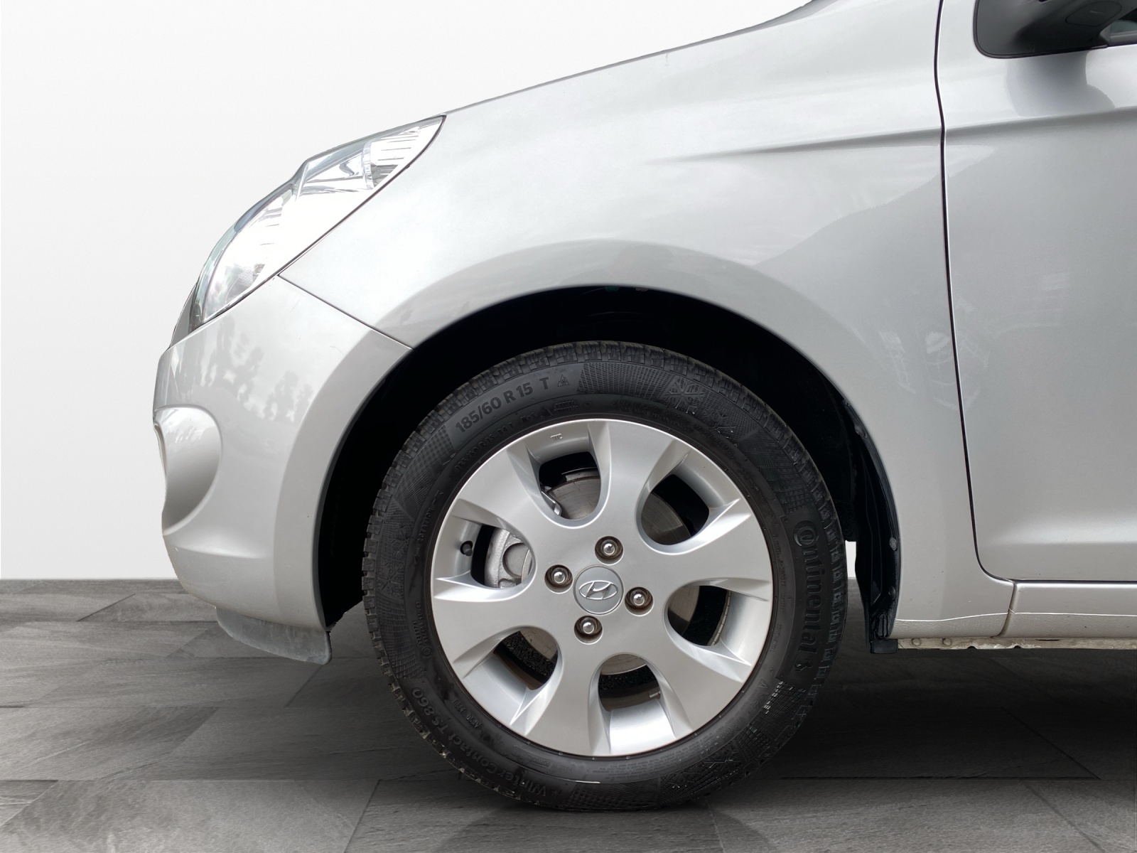 HYUNDAI i20 1.4 Style-image-8