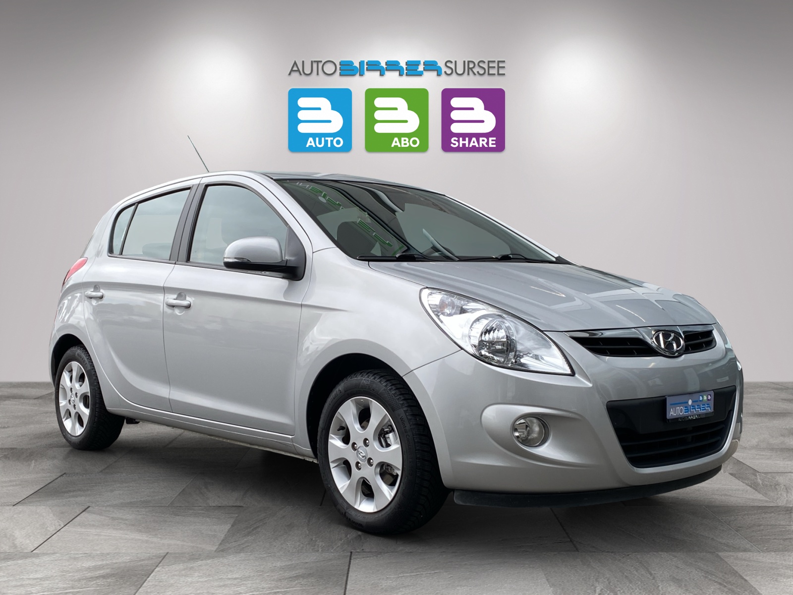 HYUNDAI i20 1.4 Style-image-2