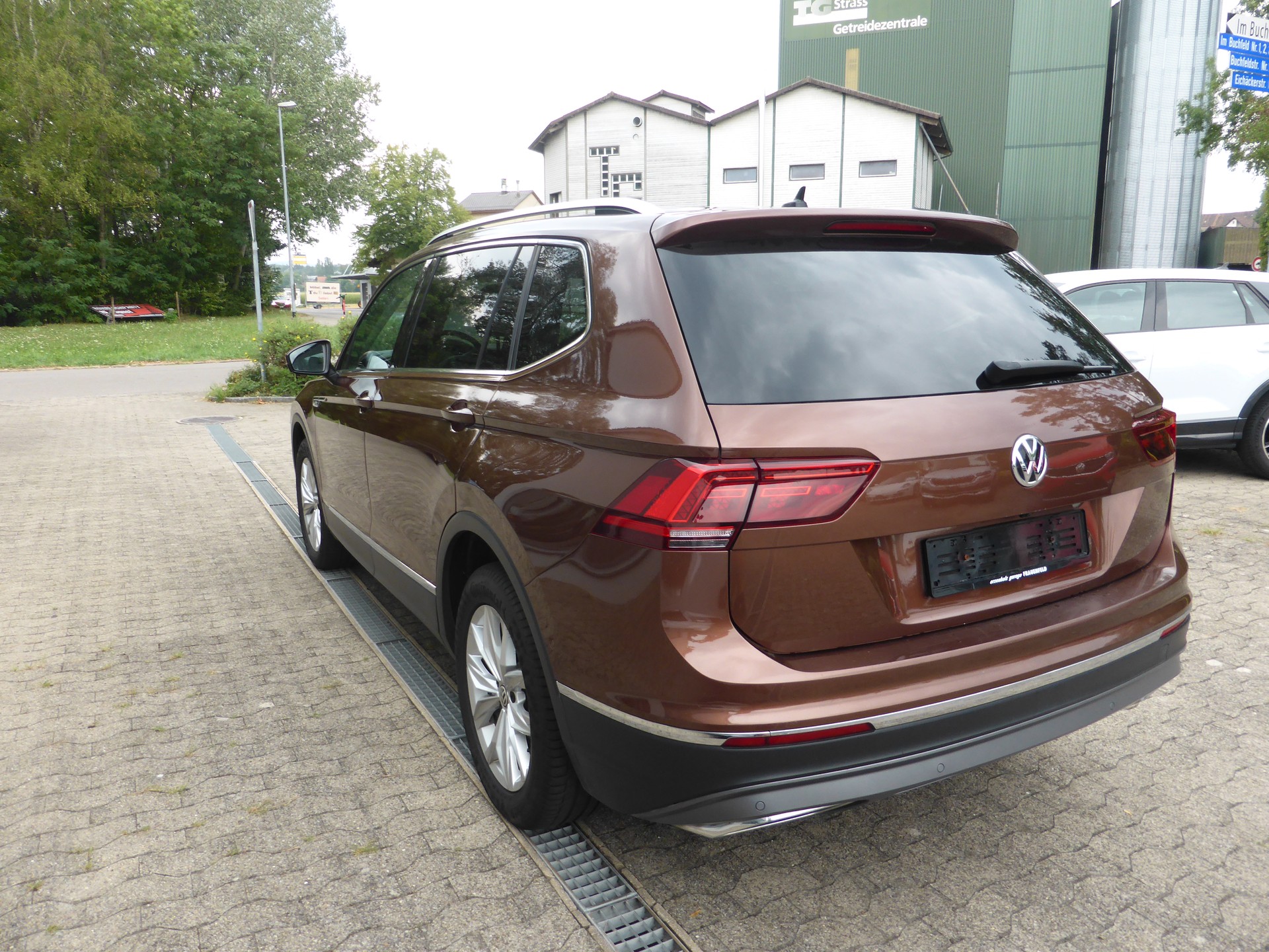 VW Tiguan Allspace 2.0TSI Highline 4Motion DSG-image-7