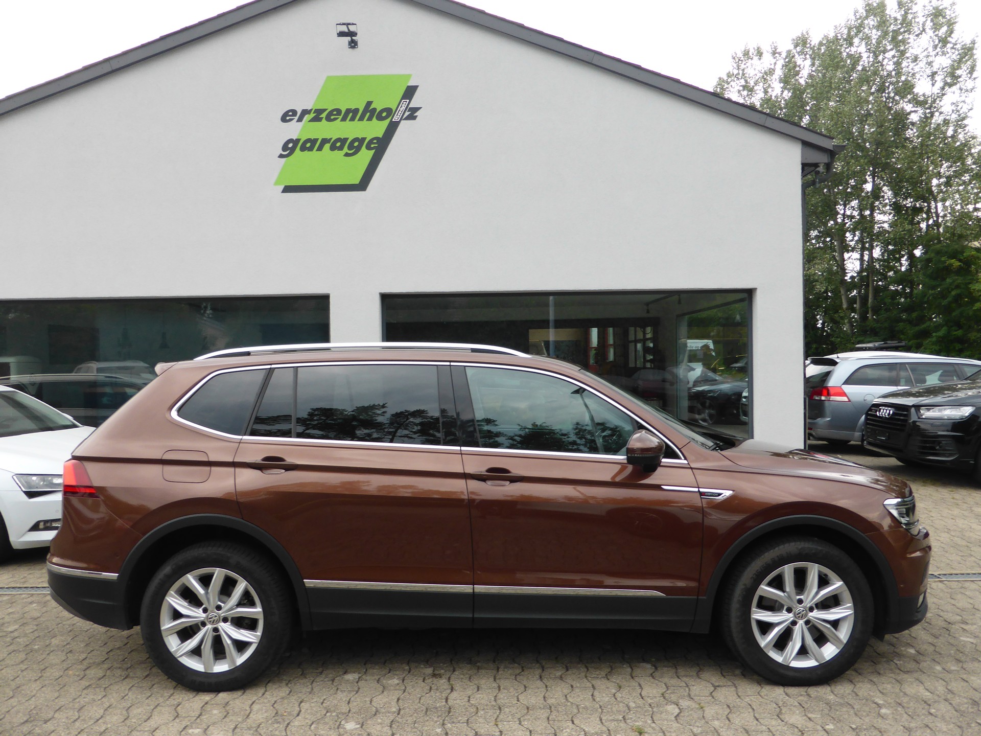 VW Tiguan Allspace 2.0TSI Highline 4Motion DSG-image-4