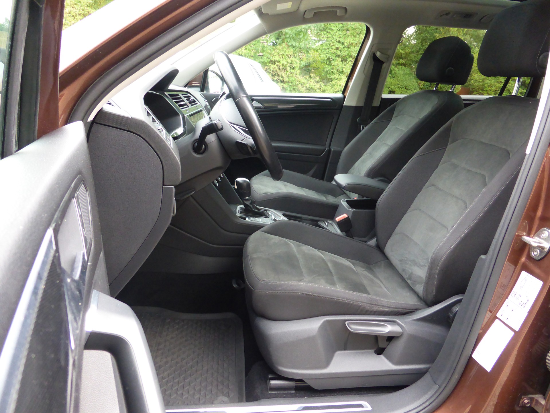 VW Tiguan Allspace 2.0TSI Highline 4Motion DSG-image-10