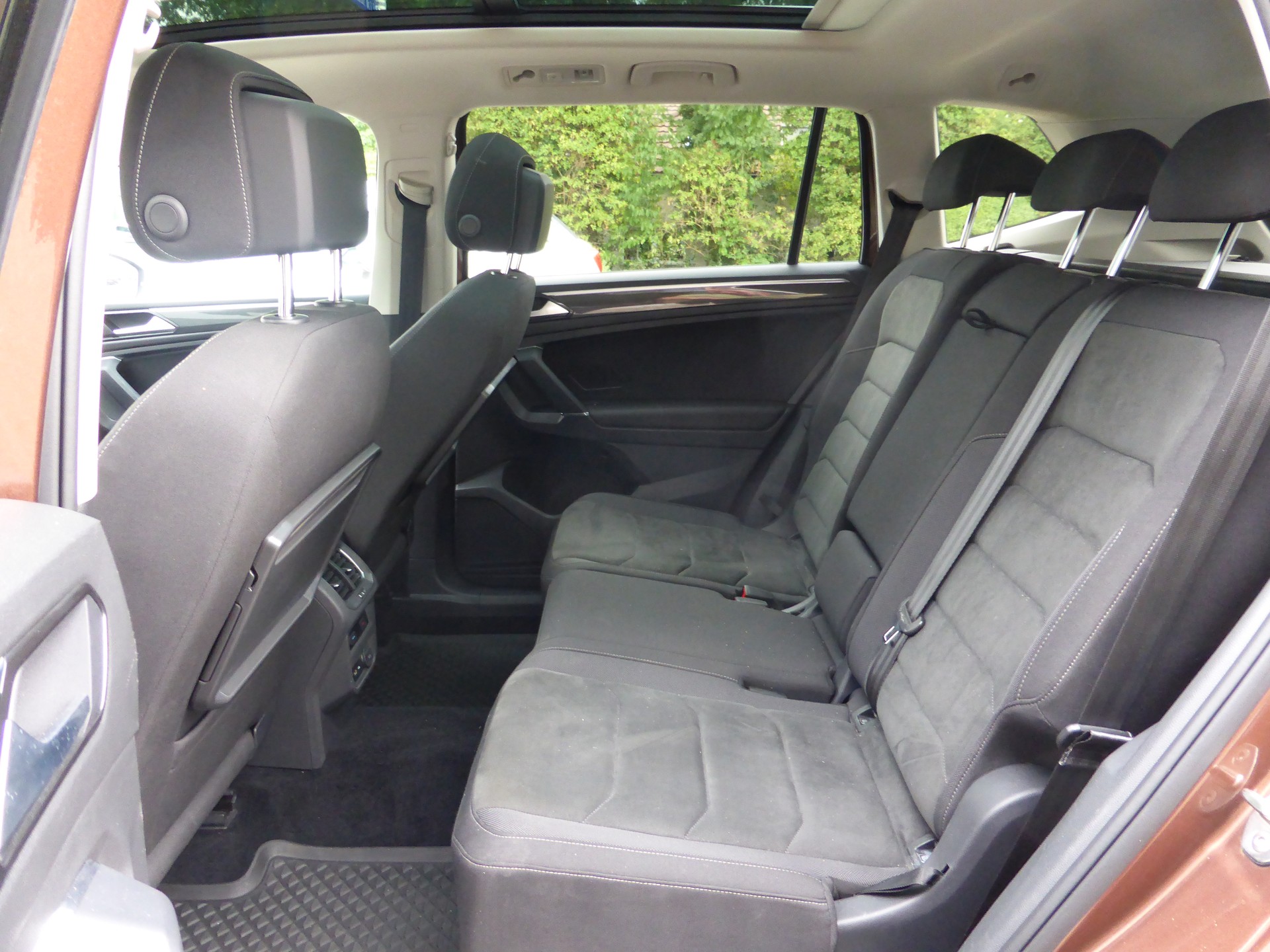VW Tiguan Allspace 2.0TSI Highline 4Motion DSG-image-13