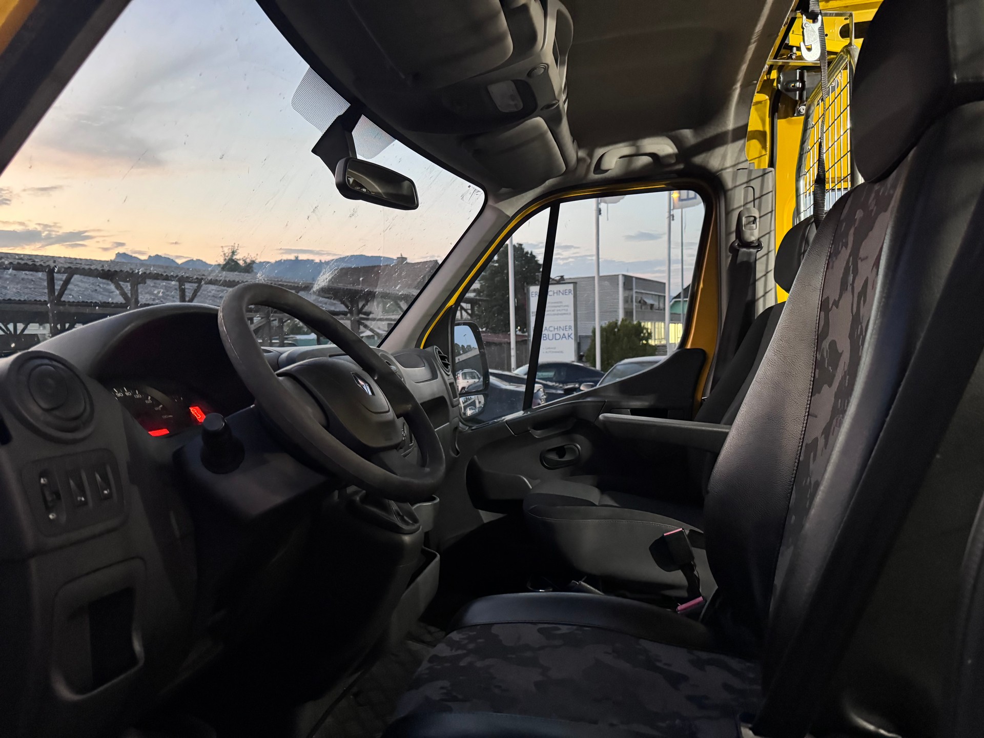 RENAULT Master T35 2.3dCi 130 L3H2-image-11