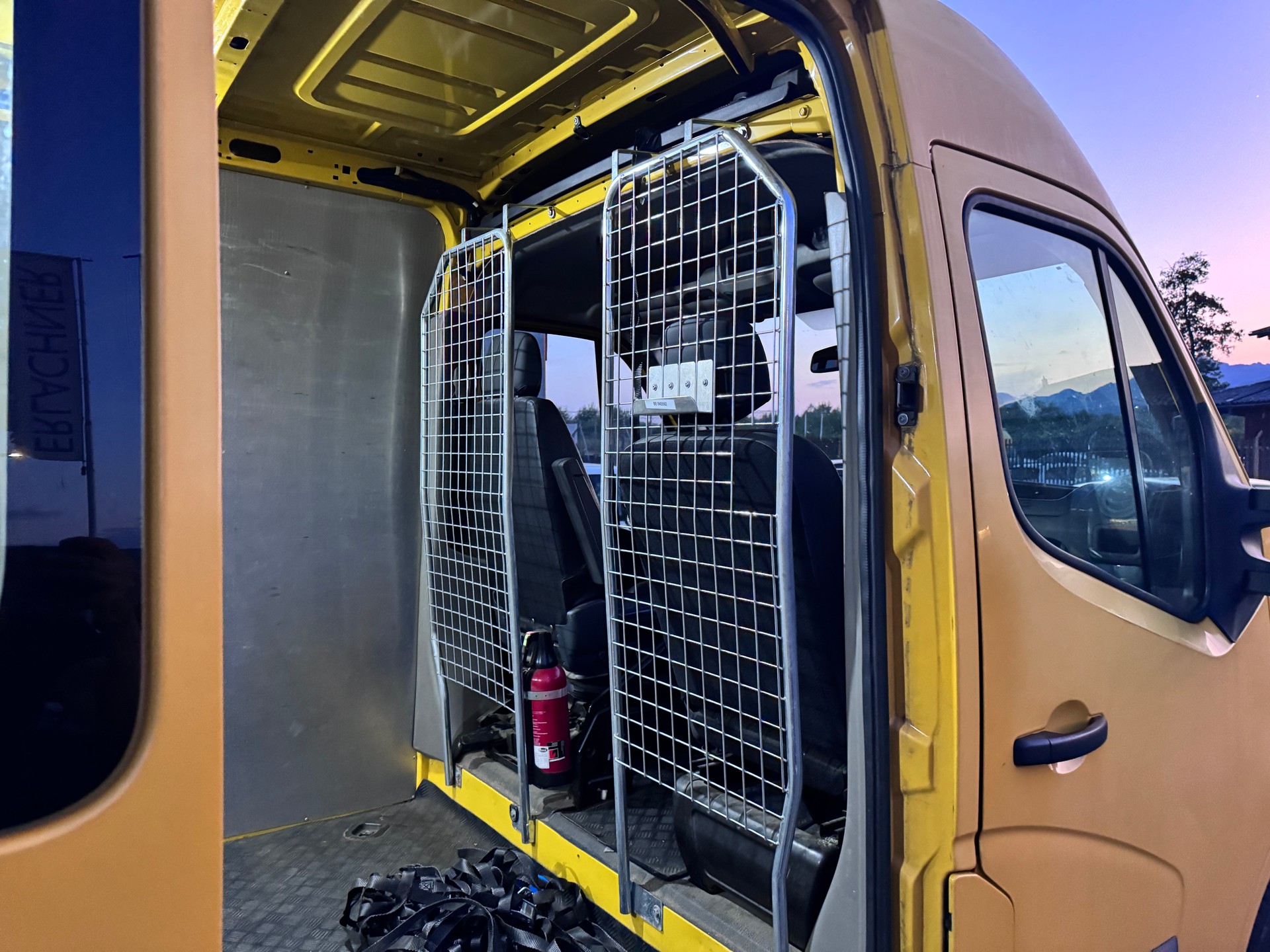 RENAULT Master T35 2.3dCi 130 L3H2-image-8