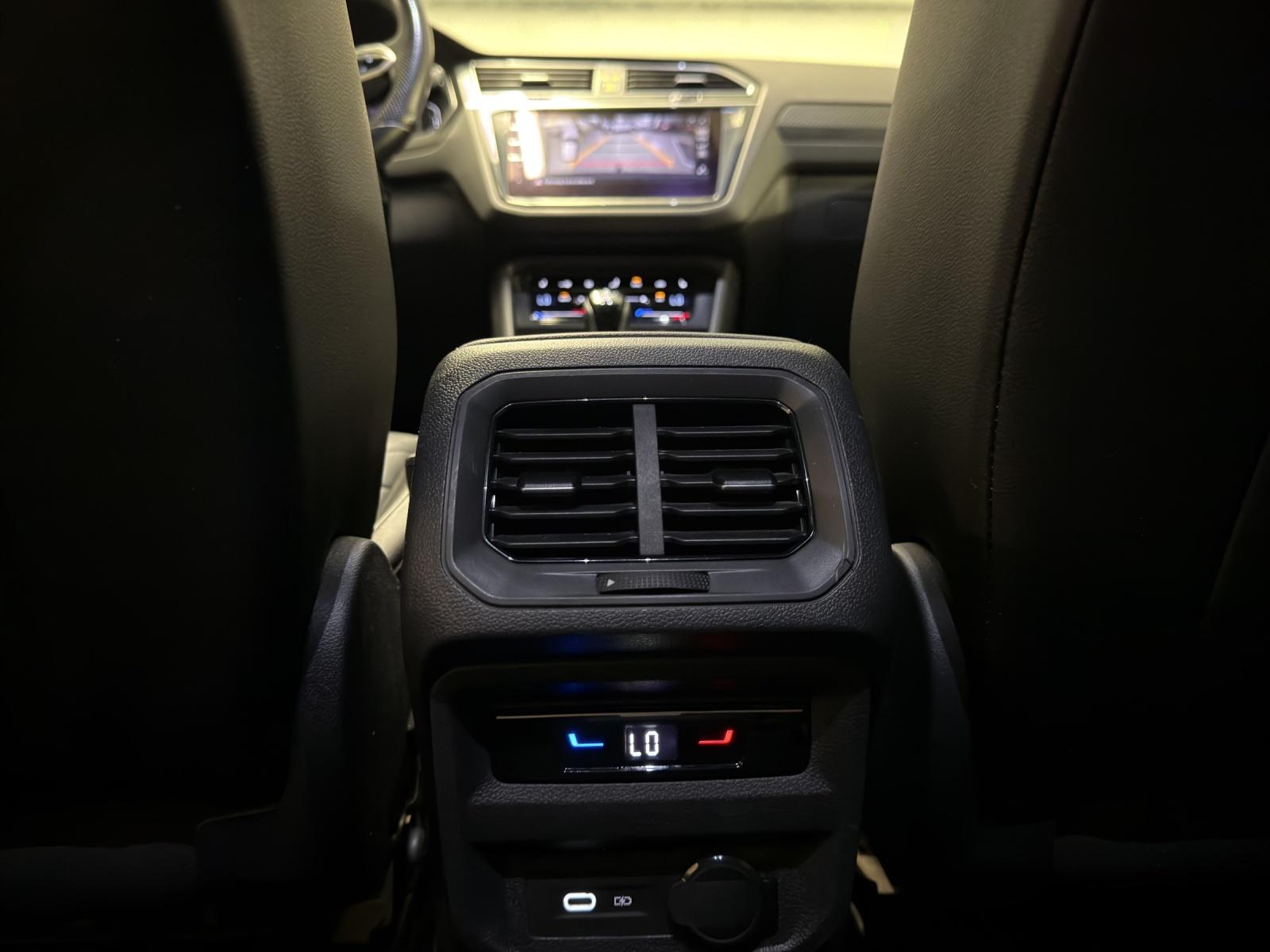 VW Tiguan 2.0 TDI SCR R-Line DSG mit Anhängerkupplung abschwenkbar!-image-16