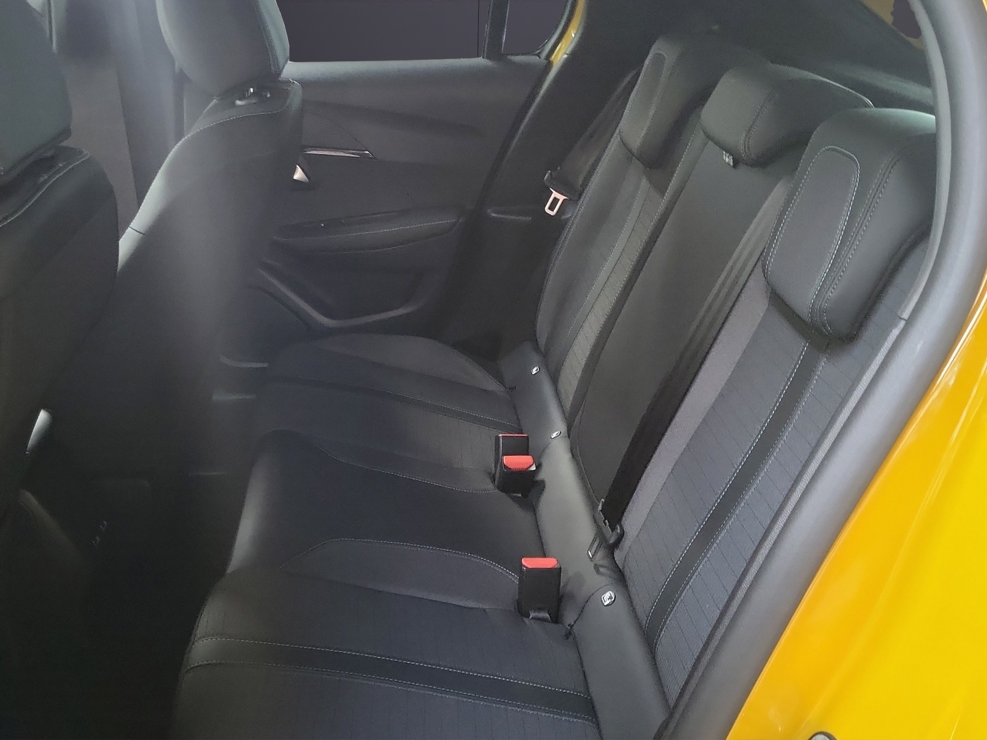 PEUGEOT 208 1.2 Allure Pack-image-5