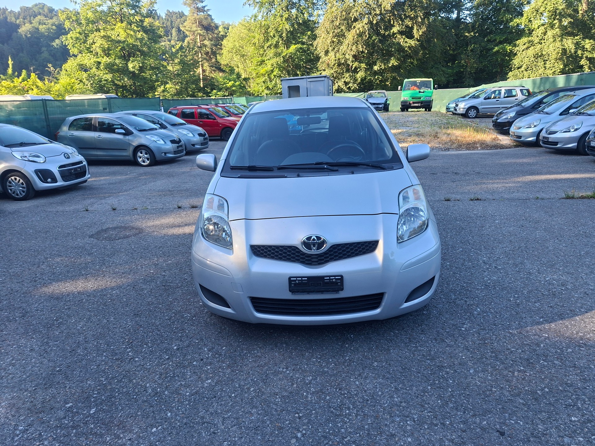 TOYOTA Yaris 1.33 Linea Luna-image-0