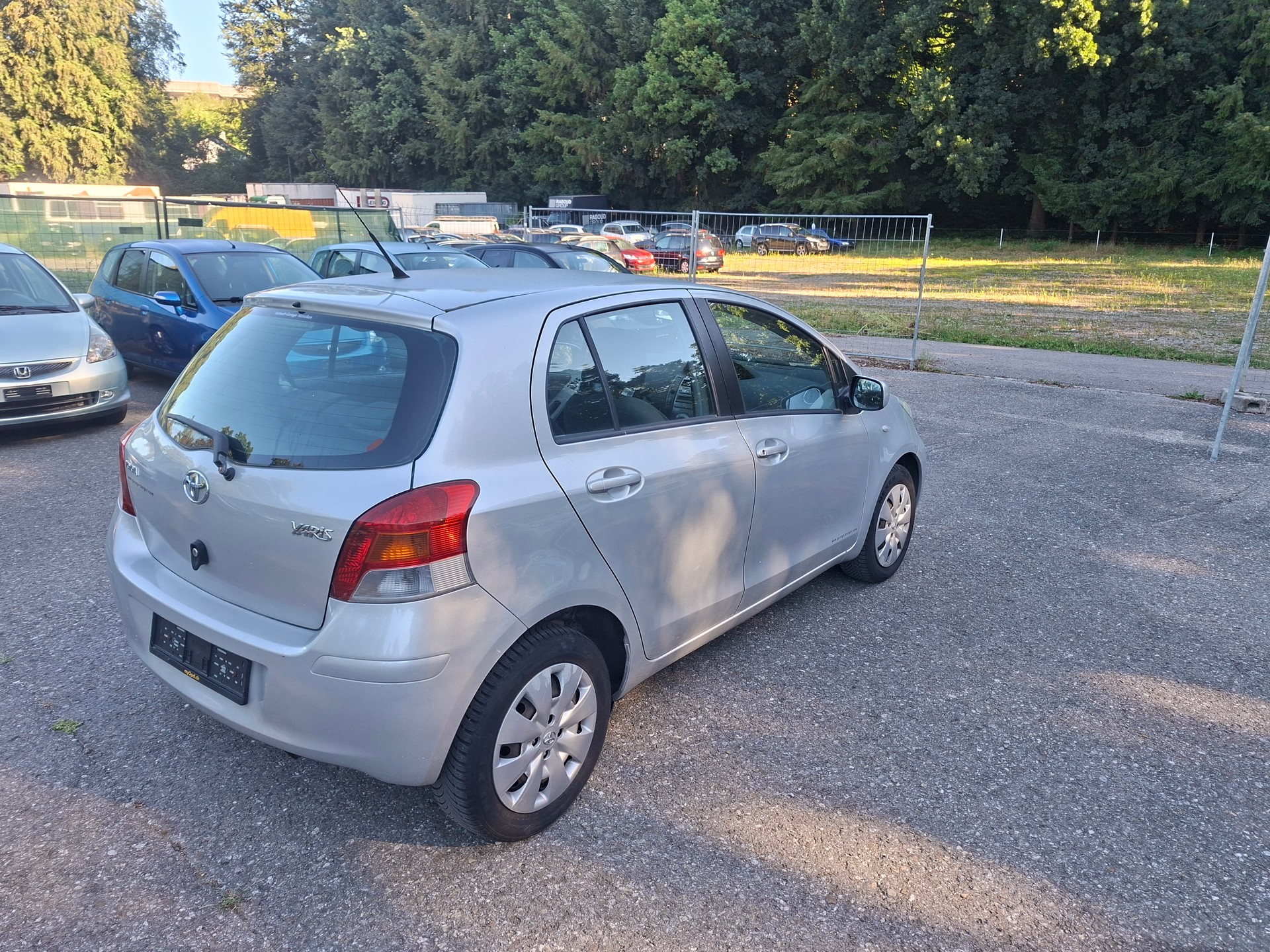 TOYOTA Yaris 1.33 Linea Luna-image-7