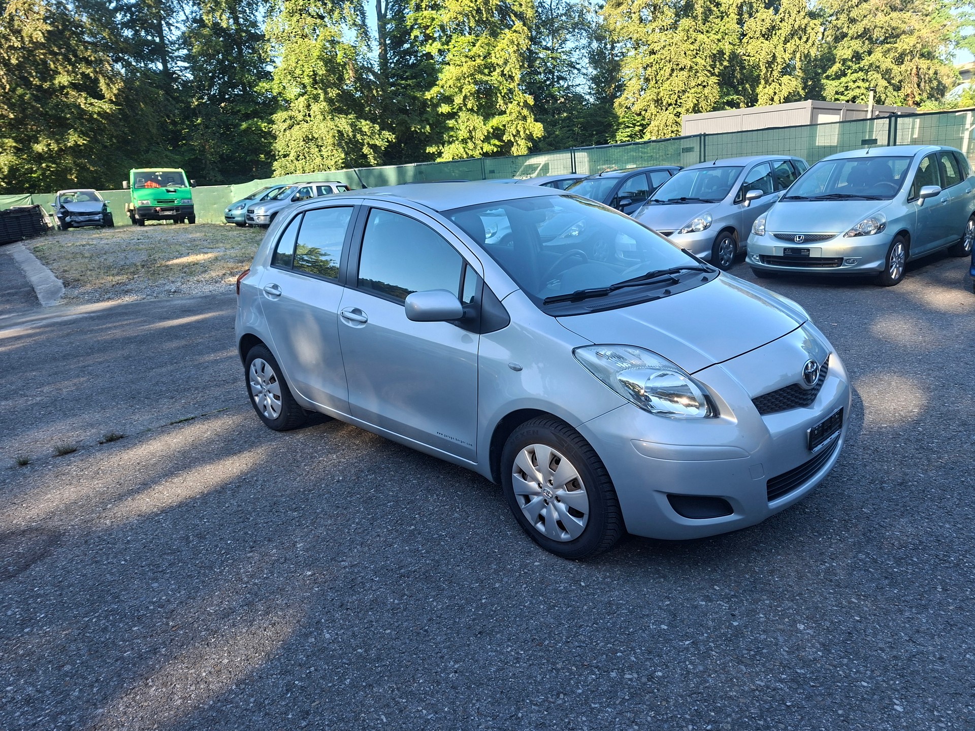 TOYOTA Yaris 1.33 Linea Luna-image-1