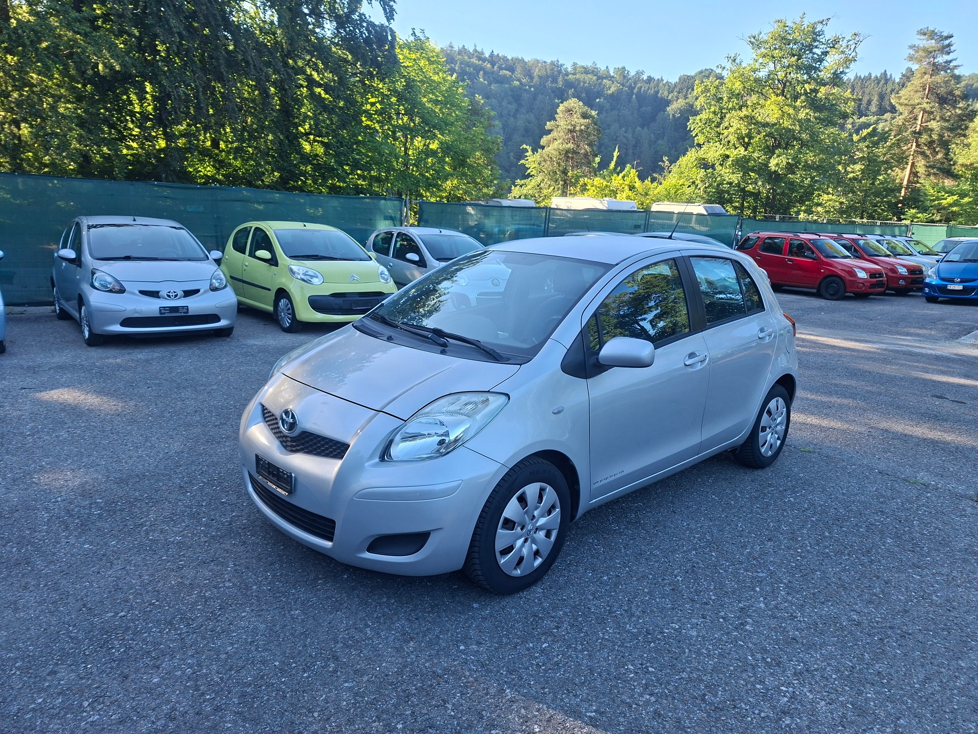 TOYOTA Yaris 1.33 Linea Luna-image-2