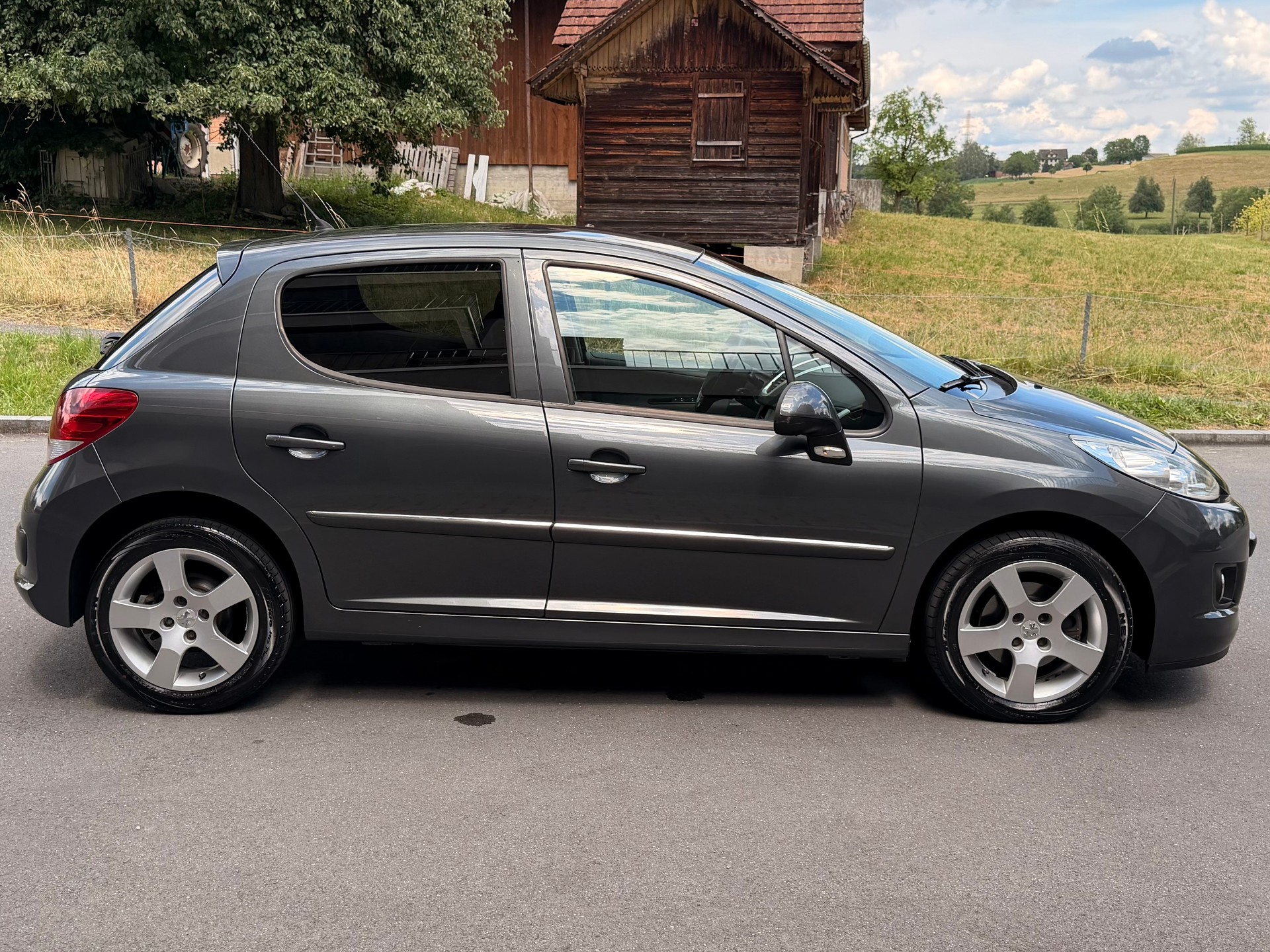 PEUGEOT 207 1.6 16V Sport-image-1