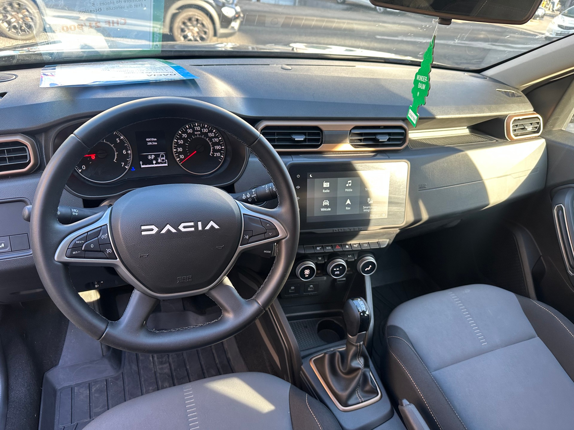 DACIA Duster TCe 150 Extreme EDC 4x2-image-4