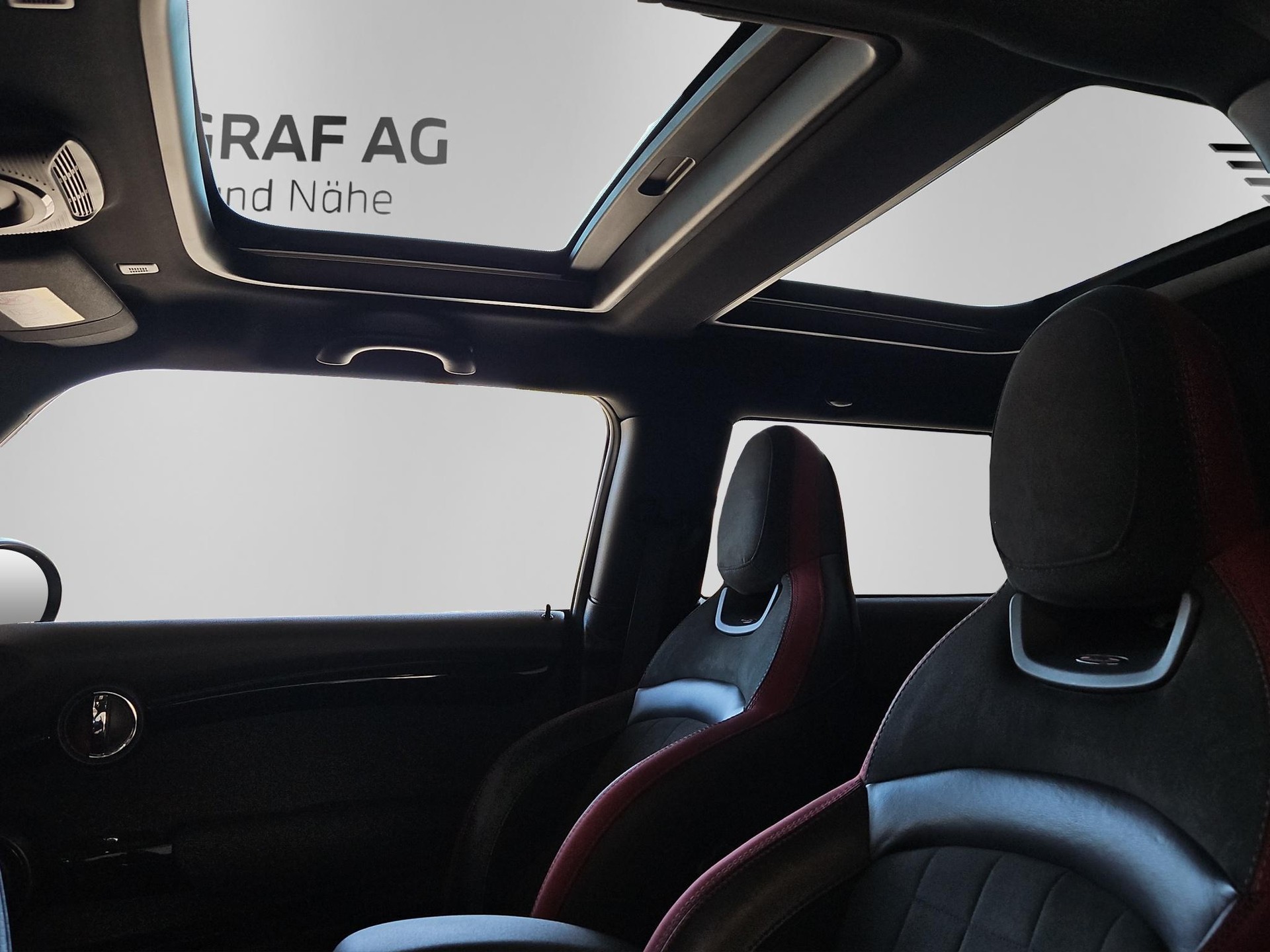 MINI JCW 3door F65-image-11
