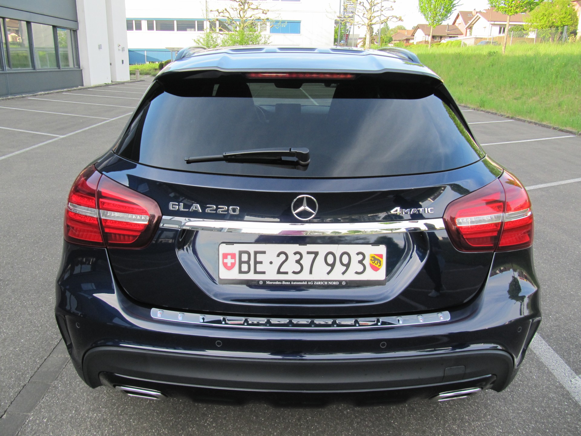 MERCEDES-BENZ GLA 220 Urban 4Matic 7G-DCT-image-5