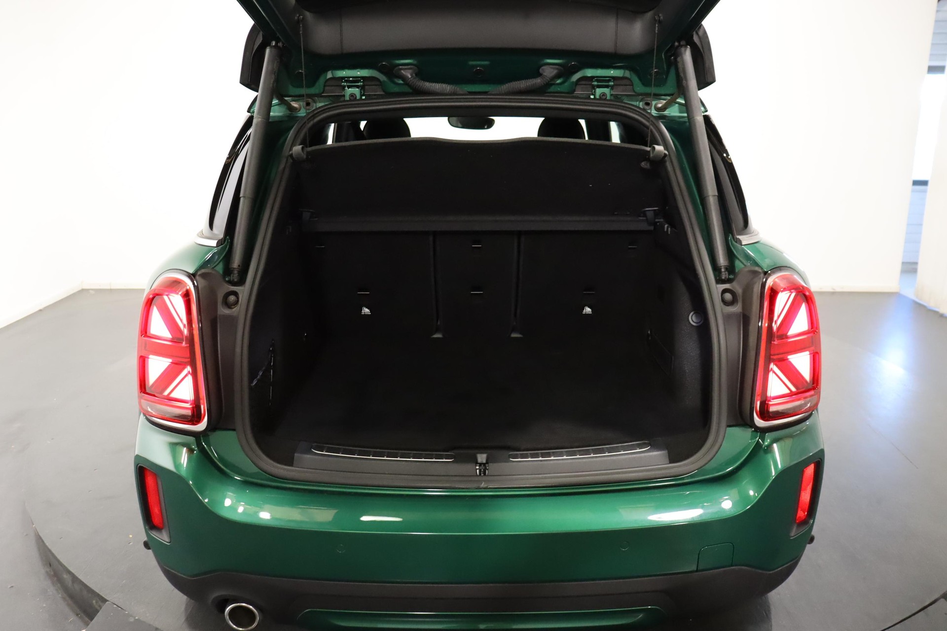MINI Countryman F60 1.5i Cooper S E ALL4-image-5