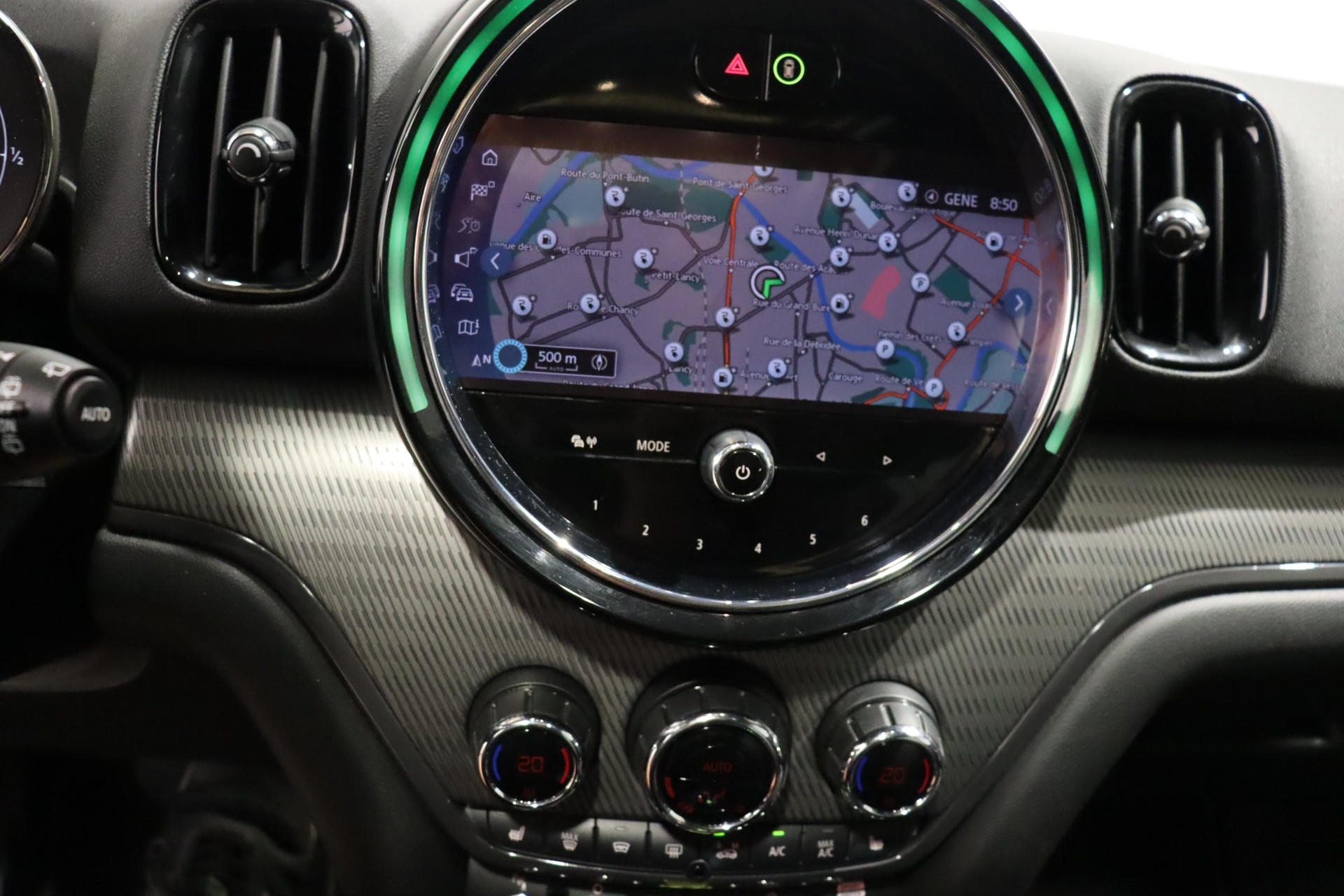 MINI Countryman F60 1.5i Cooper S E ALL4-image-16