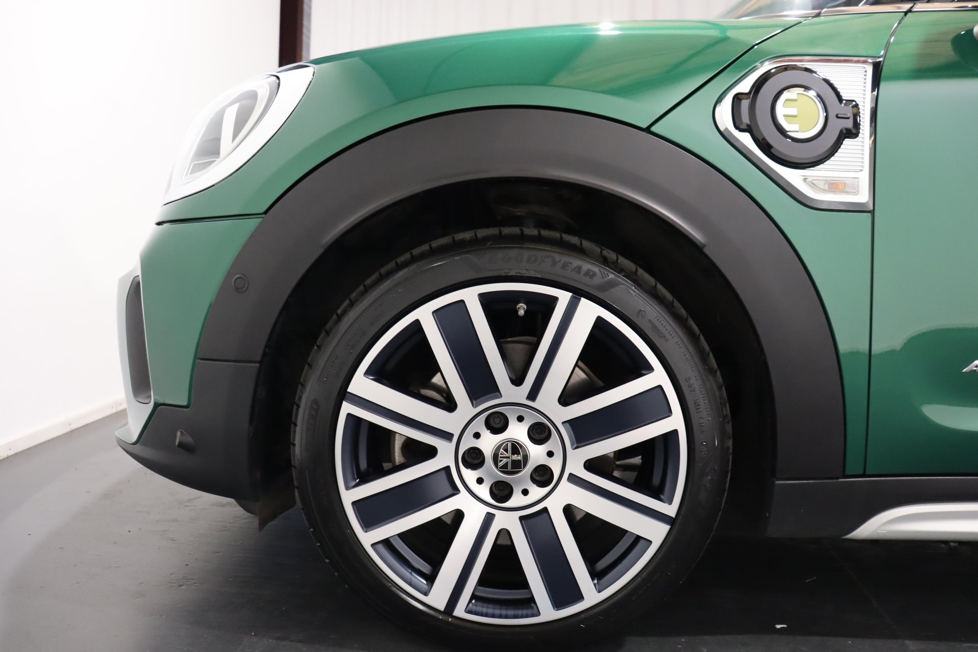 MINI Countryman F60 1.5i Cooper S E ALL4-image-6