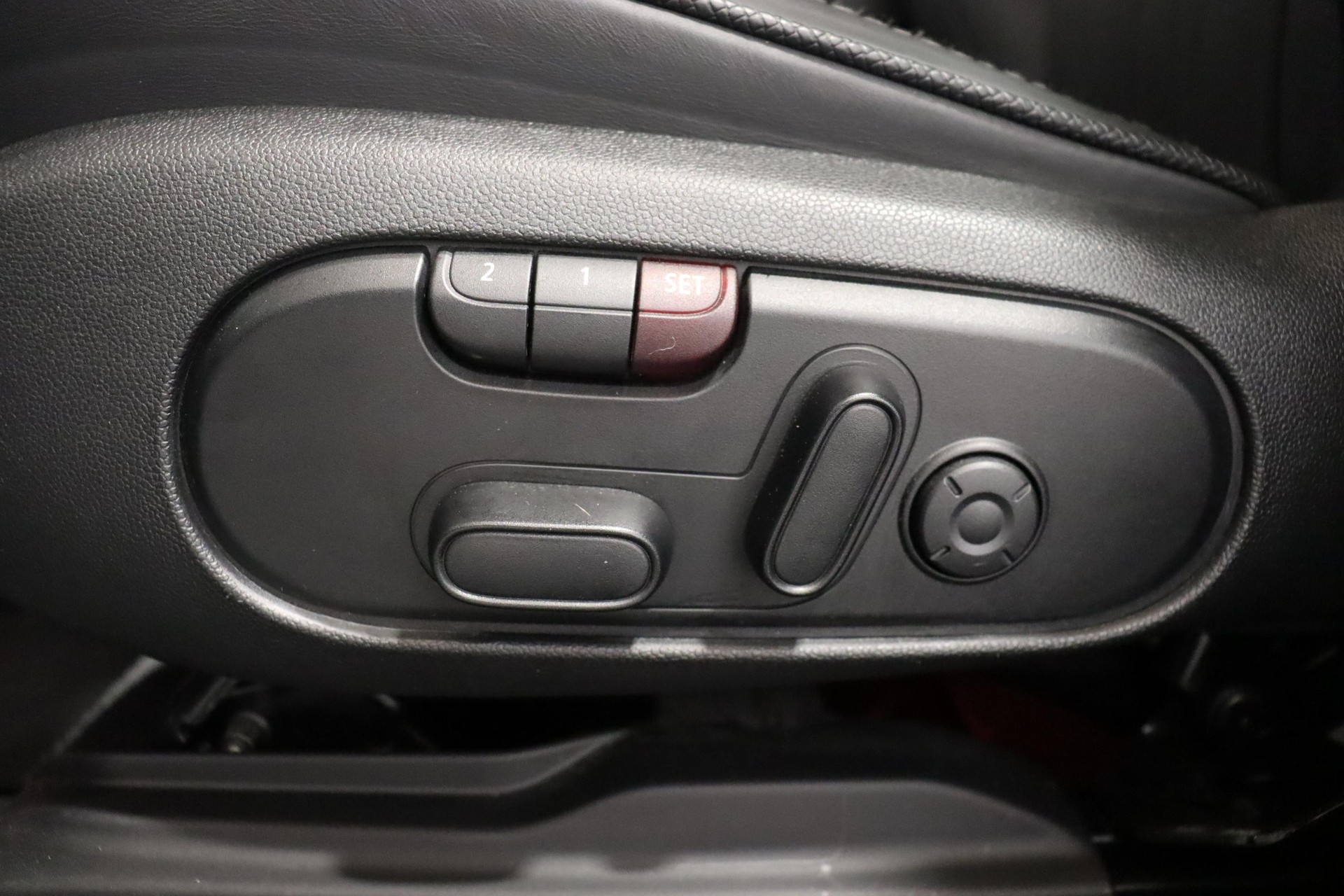 MINI Countryman F60 1.5i Cooper S E ALL4-image-17