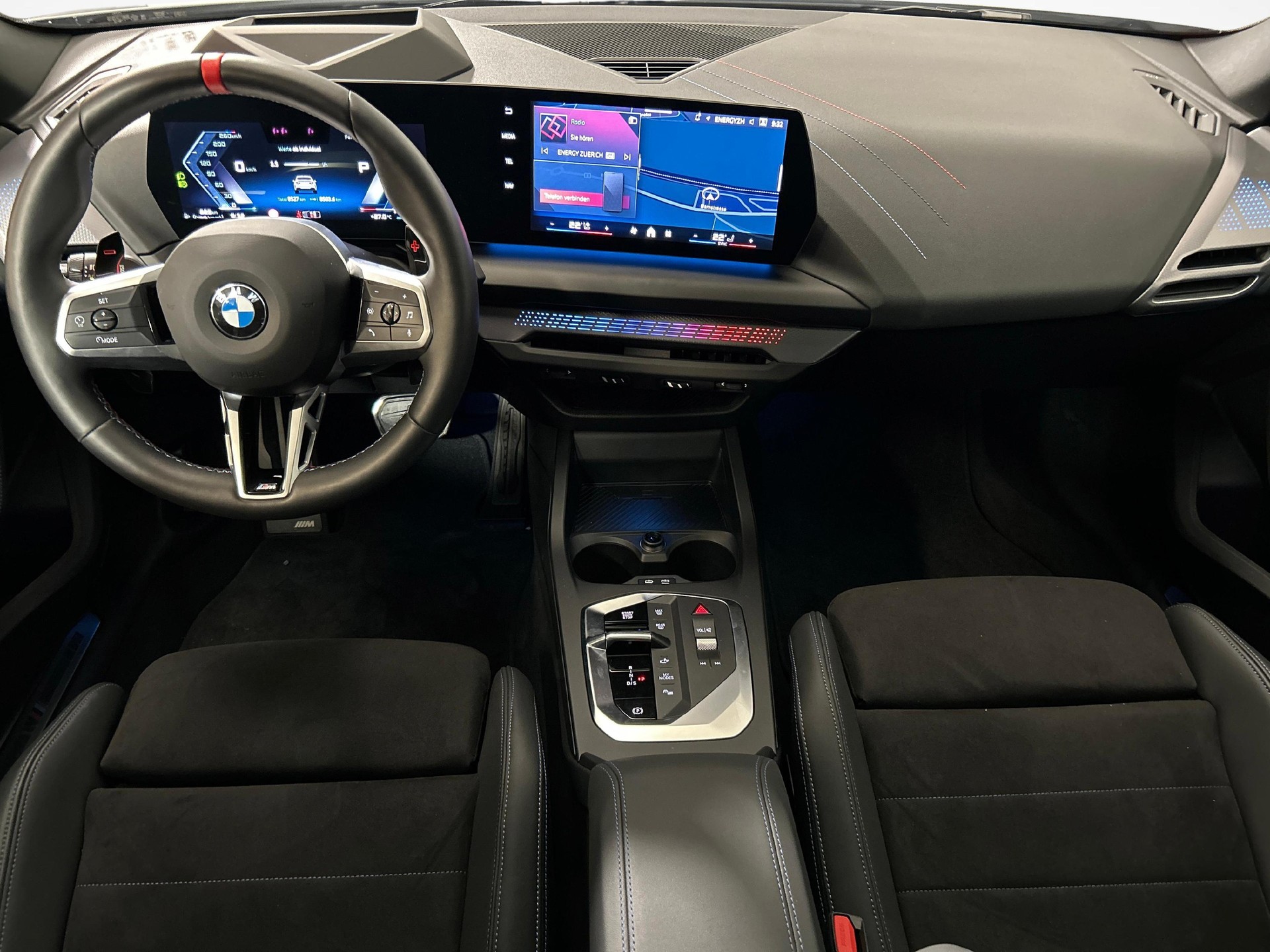 BMW M235i xDrive Gran Coupé-image-6