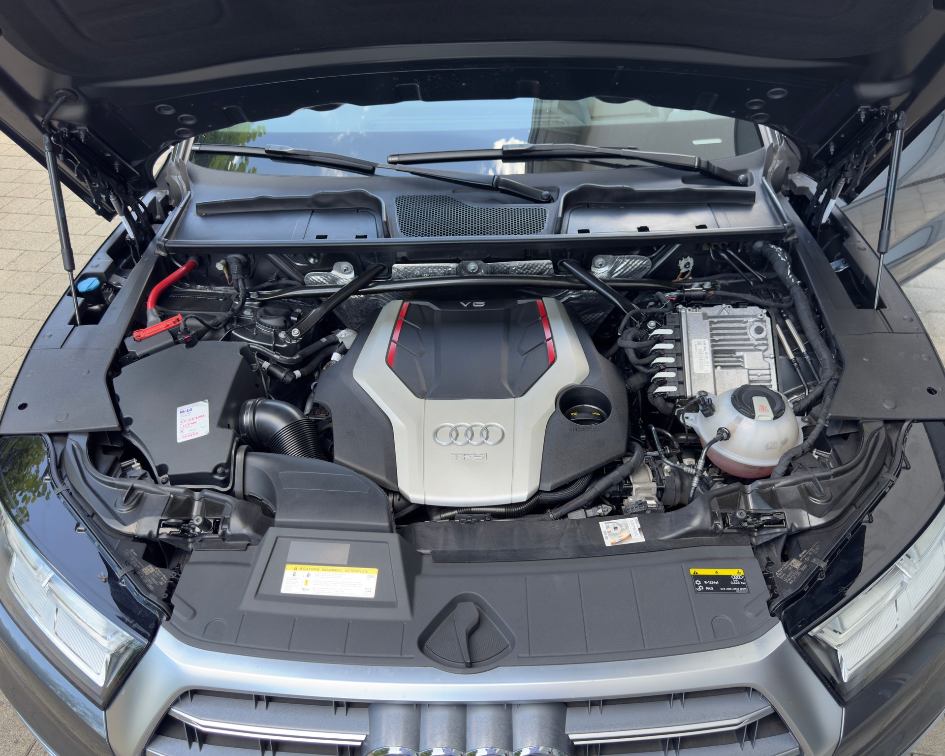 AUDI 3.0 V6 TFSI quattro T-Tronic-image-1