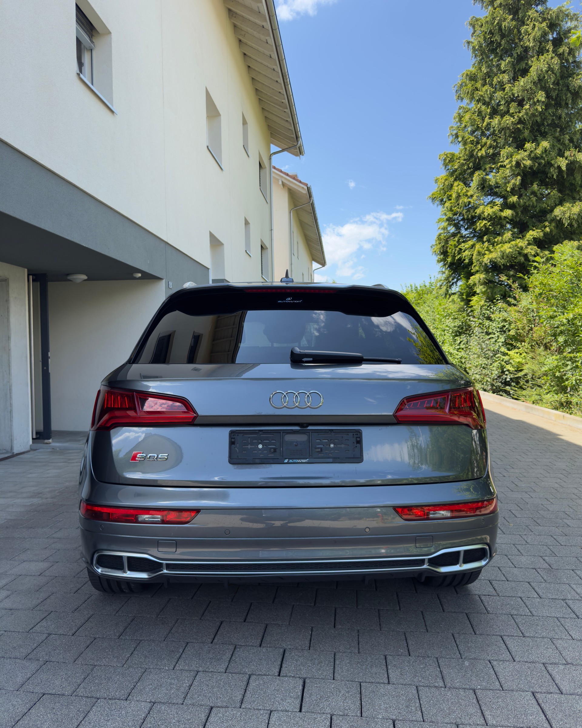 AUDI 3.0 V6 TFSI quattro T-Tronic-image-4