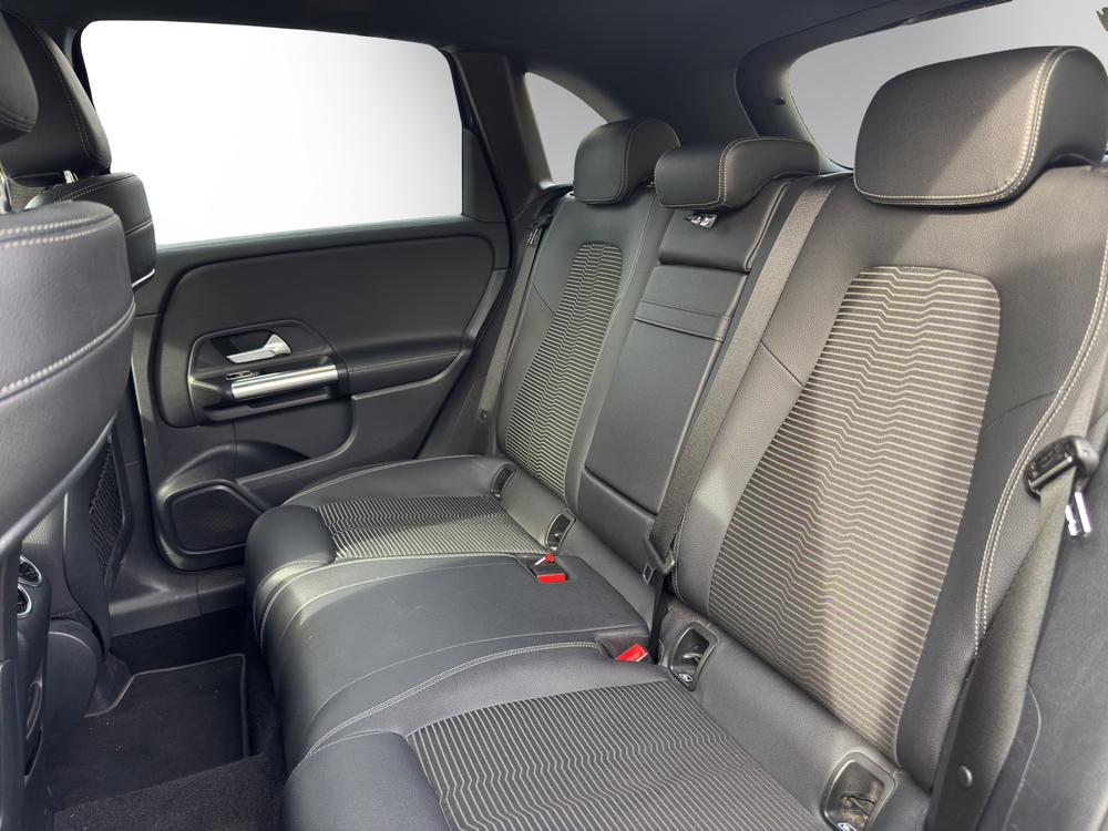 MERCEDES-BENZ B 200 Progressive-image-8