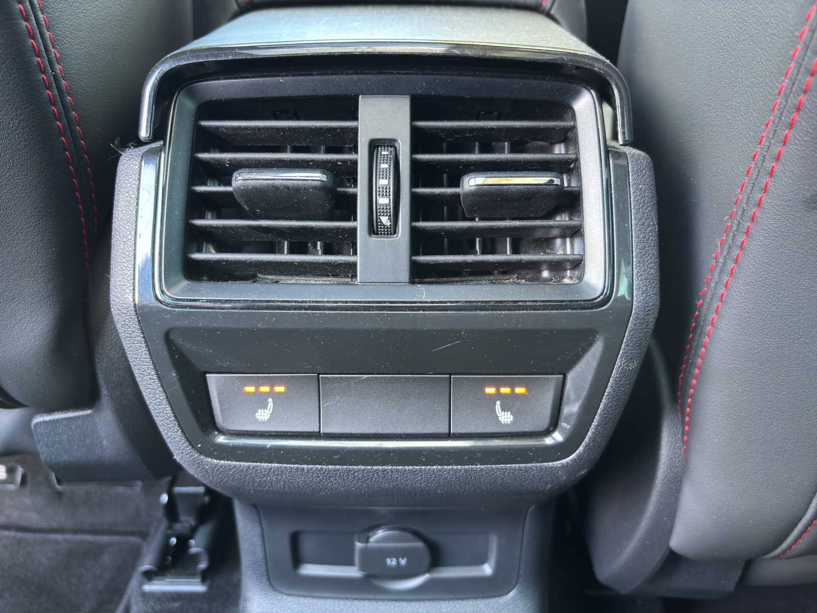 SKODA Kodiaq 2.0 TSI 4x4 RS mit Panorama-Ausstell-/Schiebedach-image-28