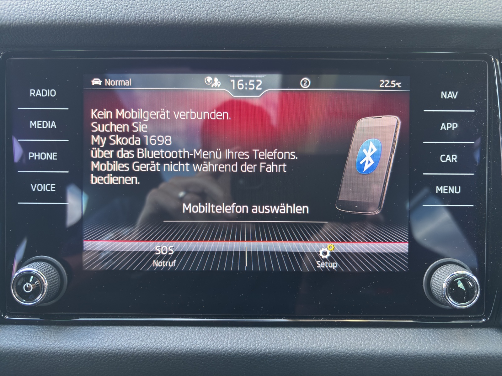 SKODA Kodiaq 2.0 TSI 4x4 RS mit Panorama-Ausstell-/Schiebedach-image-19