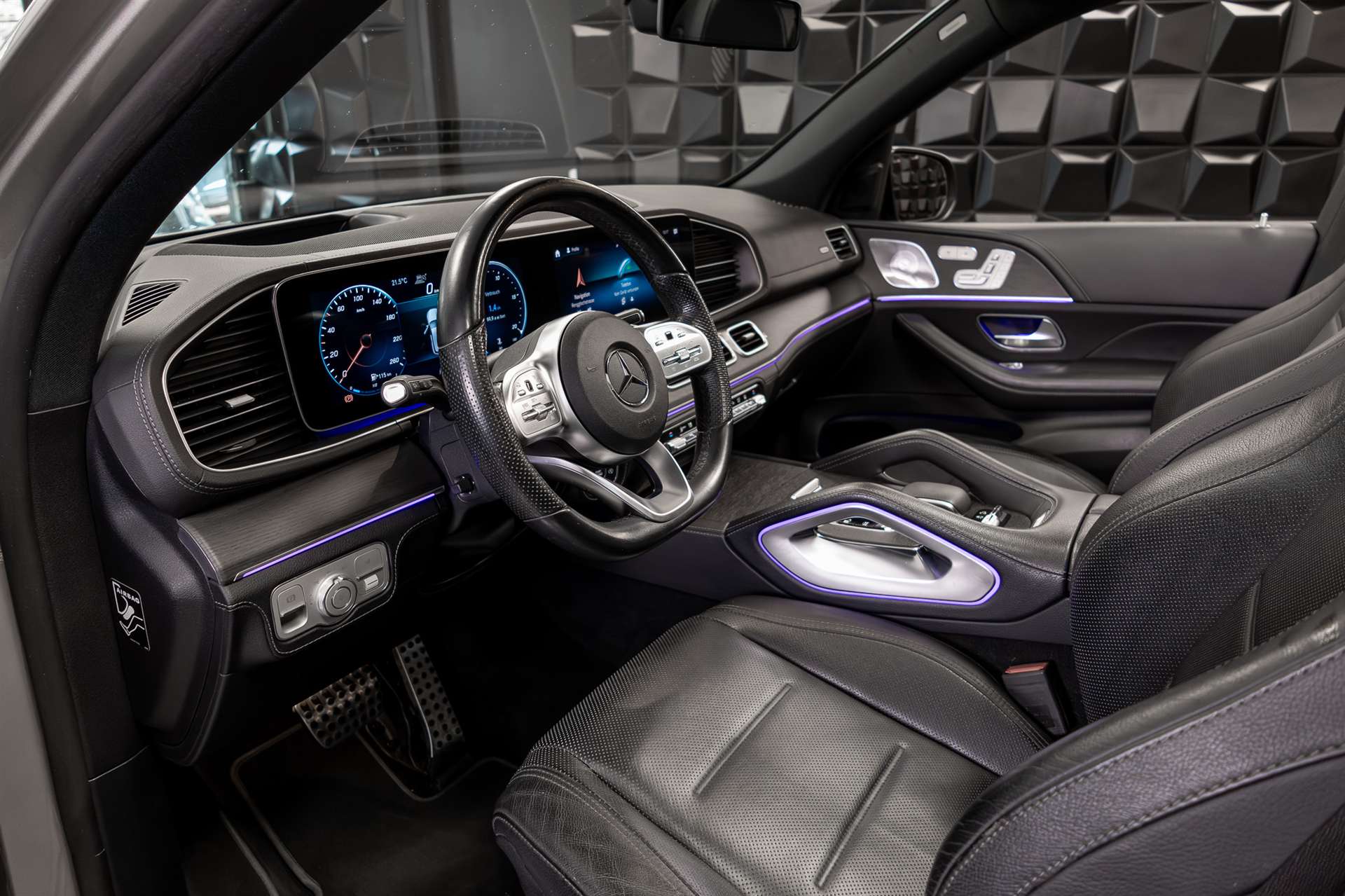 MERCEDES-BENZ GLE 400 d 4Matic AMG Line 9G-Tronic-image-12