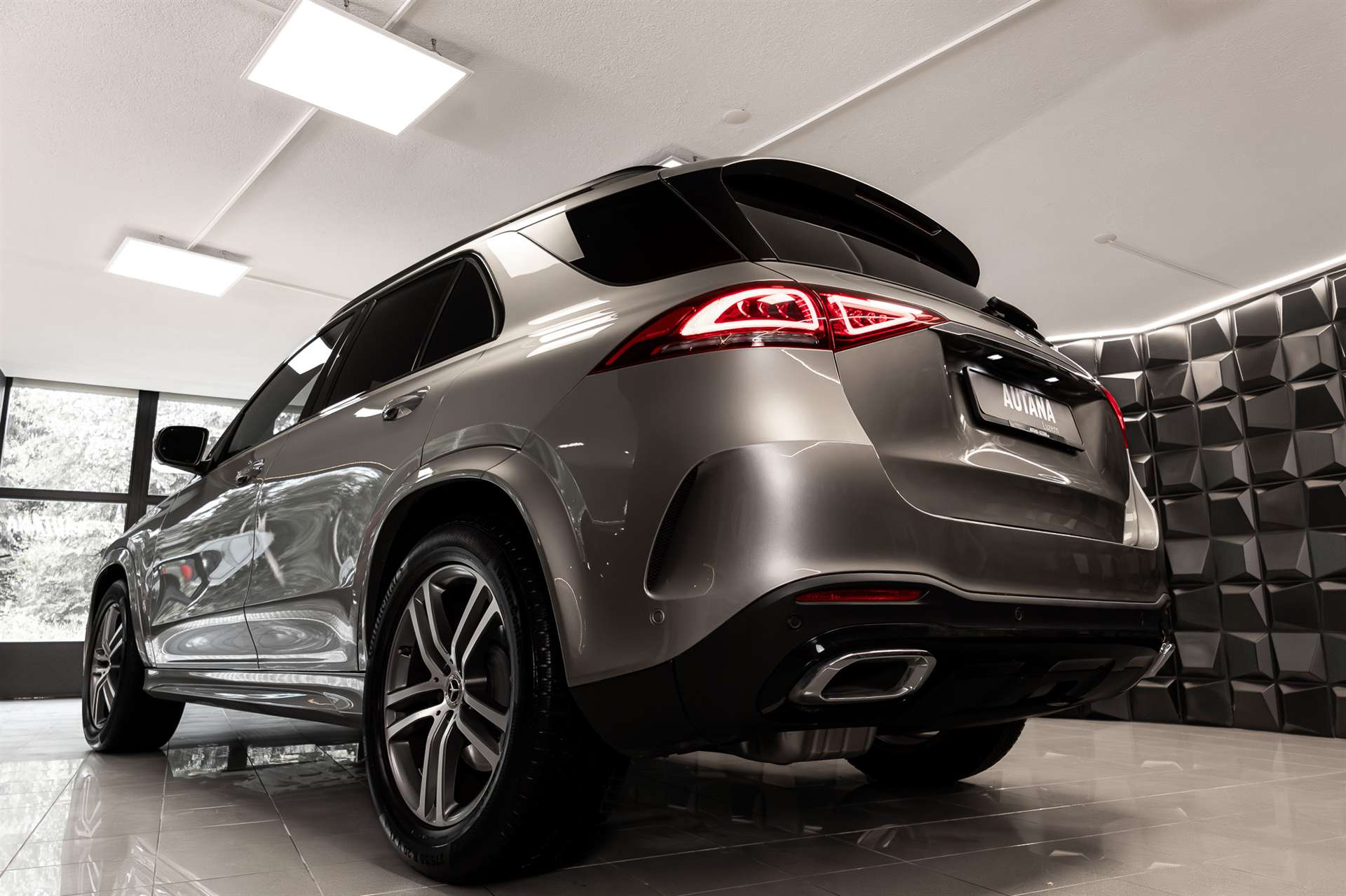 MERCEDES-BENZ GLE 400 d 4Matic AMG Line 9G-Tronic-image-31