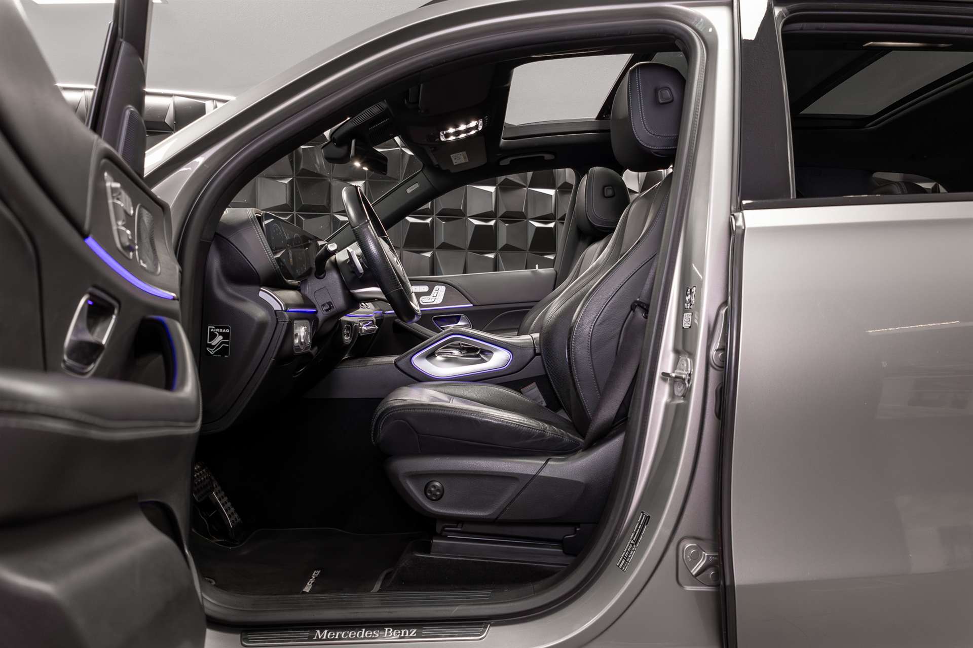 MERCEDES-BENZ GLE 400 d 4Matic AMG Line 9G-Tronic-image-10