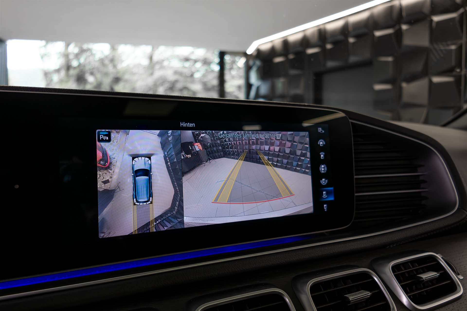 MERCEDES-BENZ GLE 400 d 4Matic AMG Line 9G-Tronic-image-16