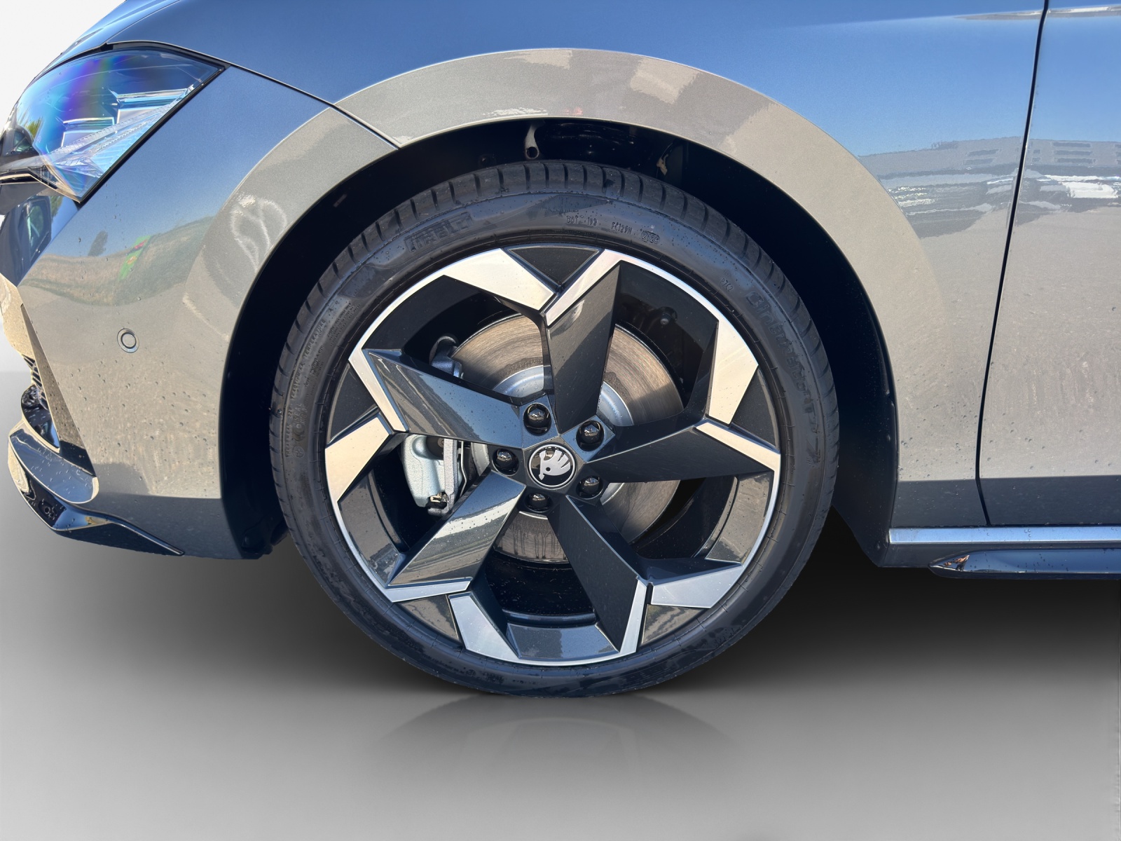 SKODA Superb Sportline 2.0 TSI 265PS 7DSG 4x4-image-14