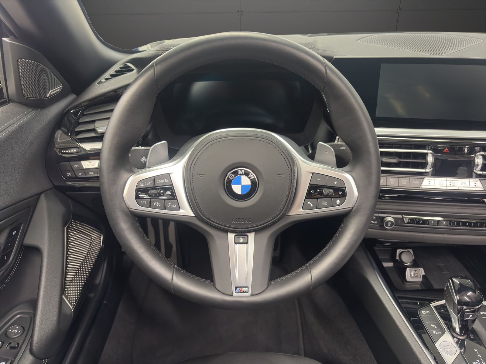 BMW Z4 30i sDrive M SPORT-image-12