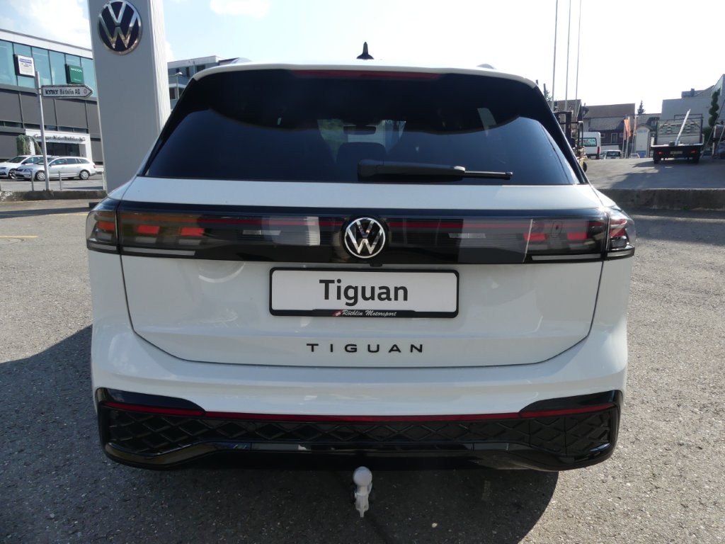 VW Tiguan 2.0 TSI DSG R-Line United 4Motion-image-2