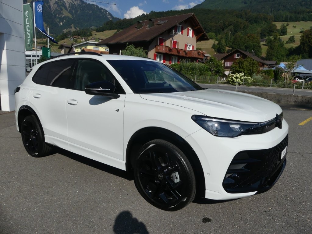 VW Tiguan 2.0 TSI DSG R-Line United 4Motion-image-4