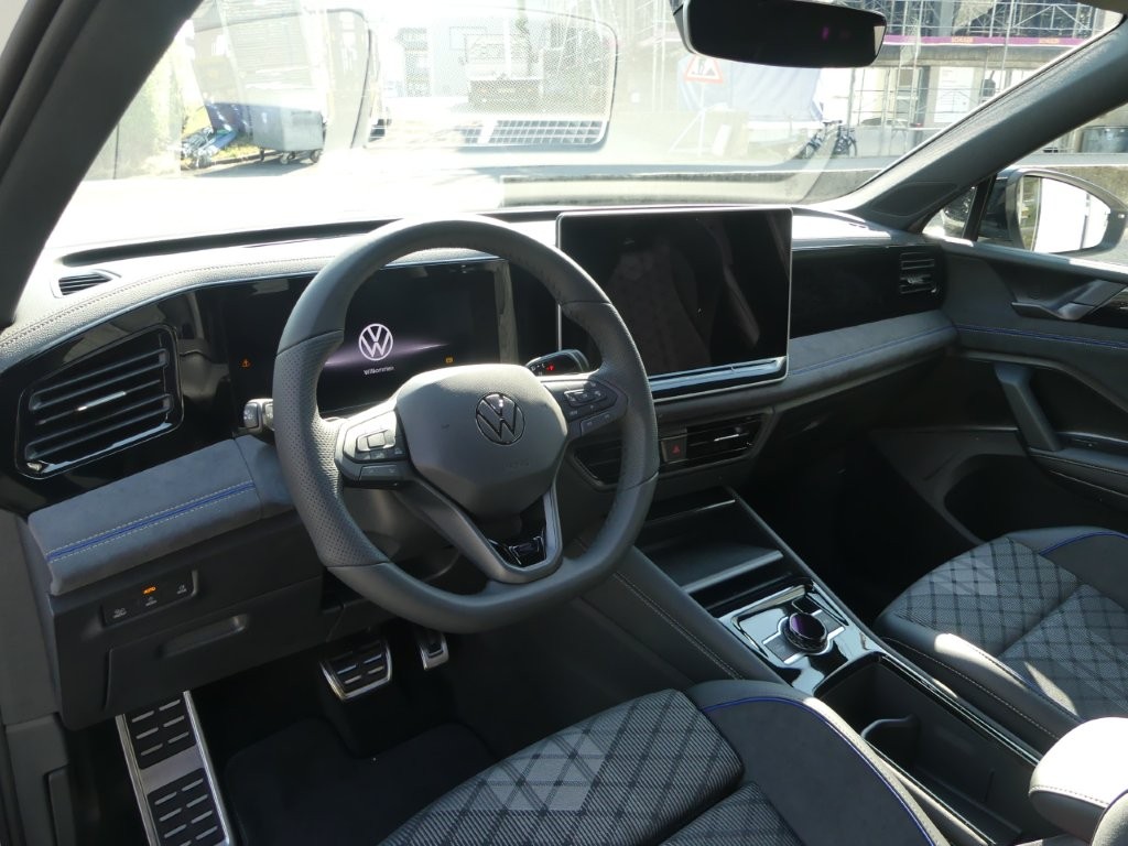 VW Tiguan 2.0 TSI DSG R-Line United 4Motion-image-6