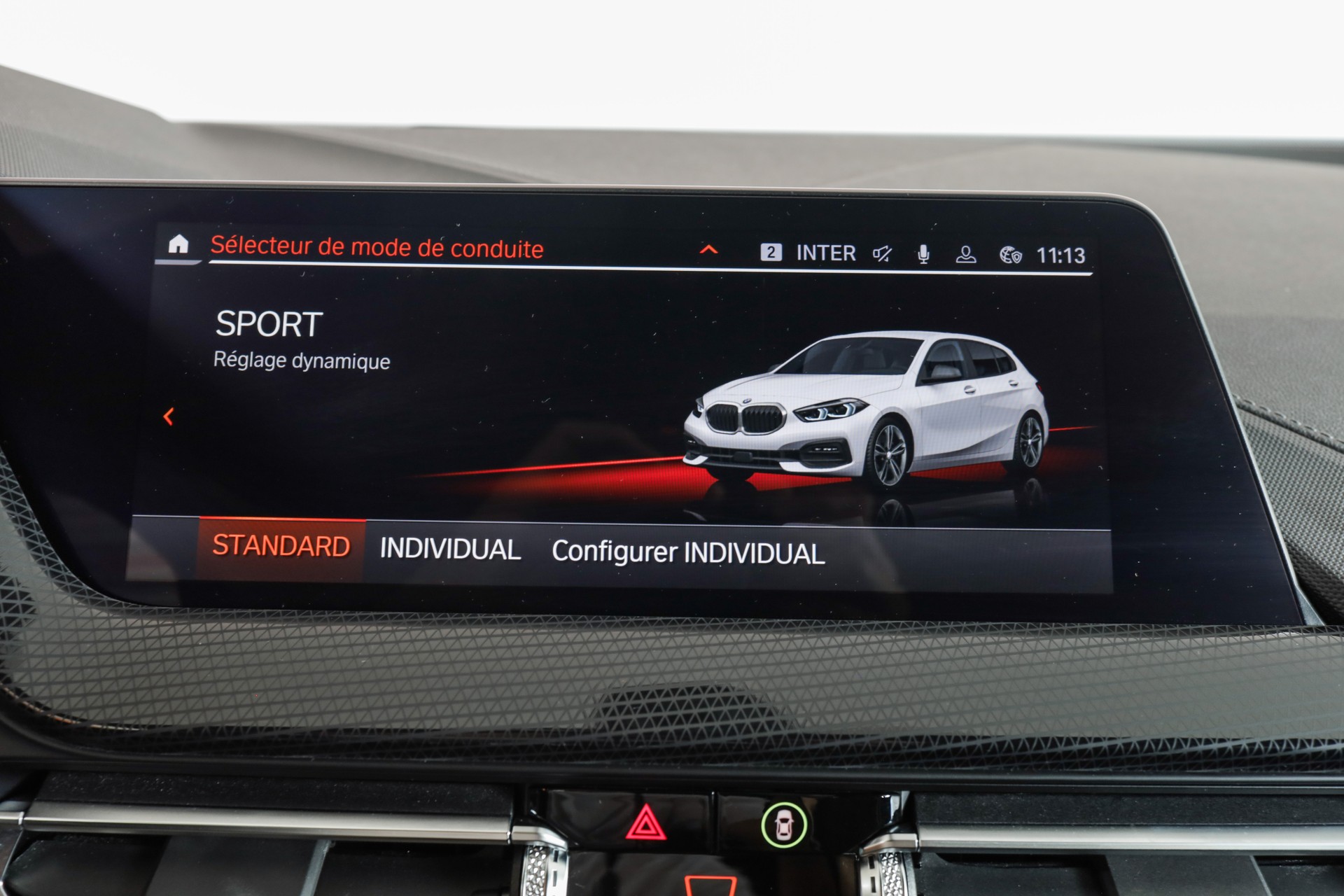 BMW 118i Sport Line Steptronic-image-19