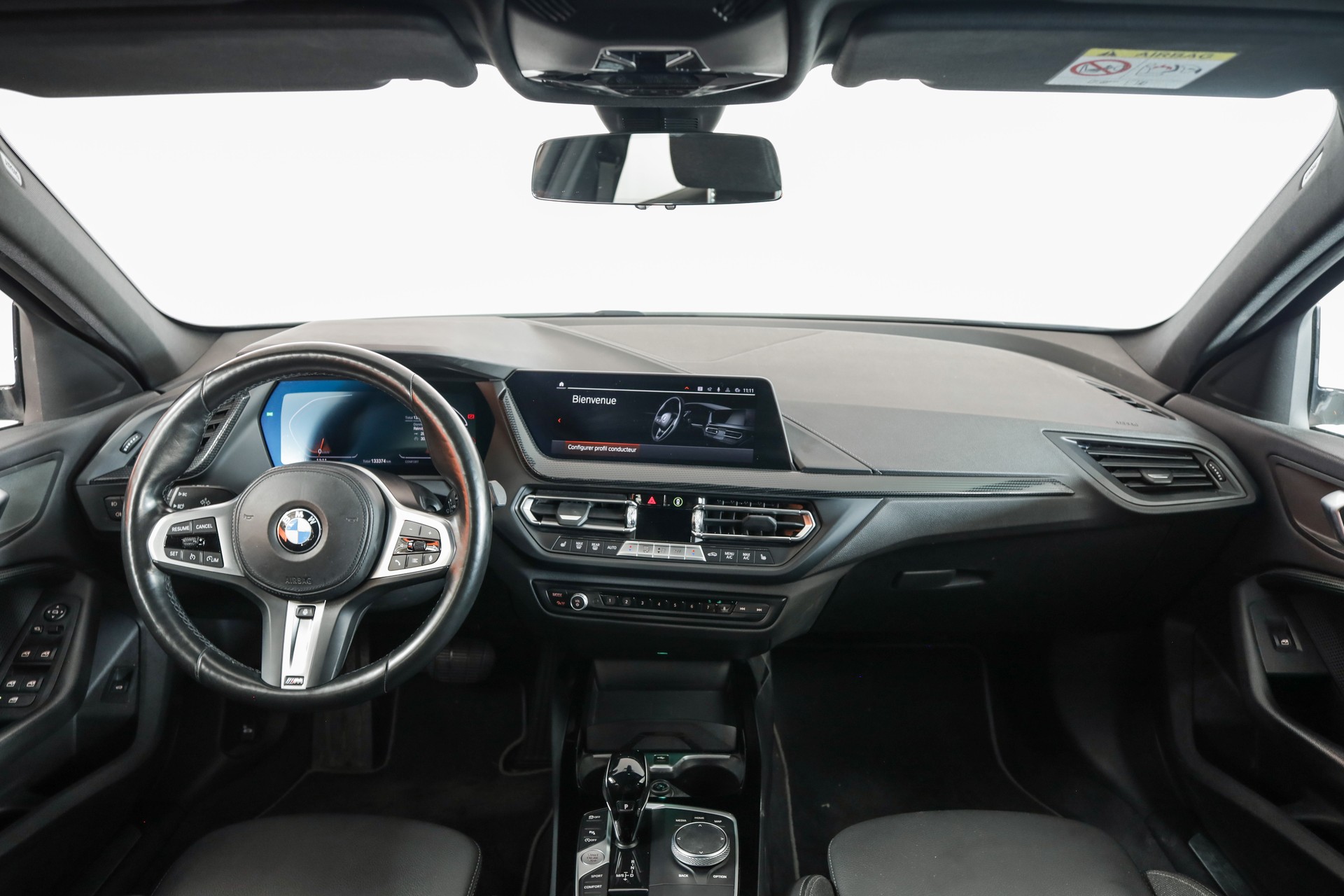 BMW 118i Sport Line Steptronic-image-8