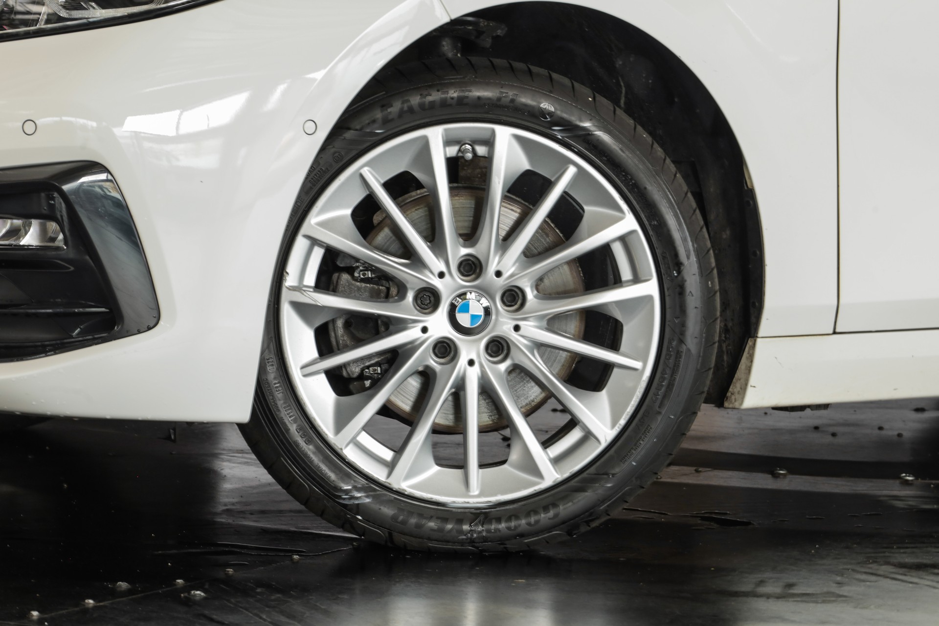 BMW 118i Sport Line Steptronic-image-7