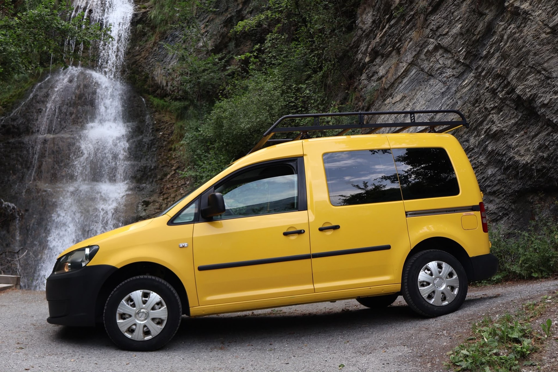 VW CADDY-image-2