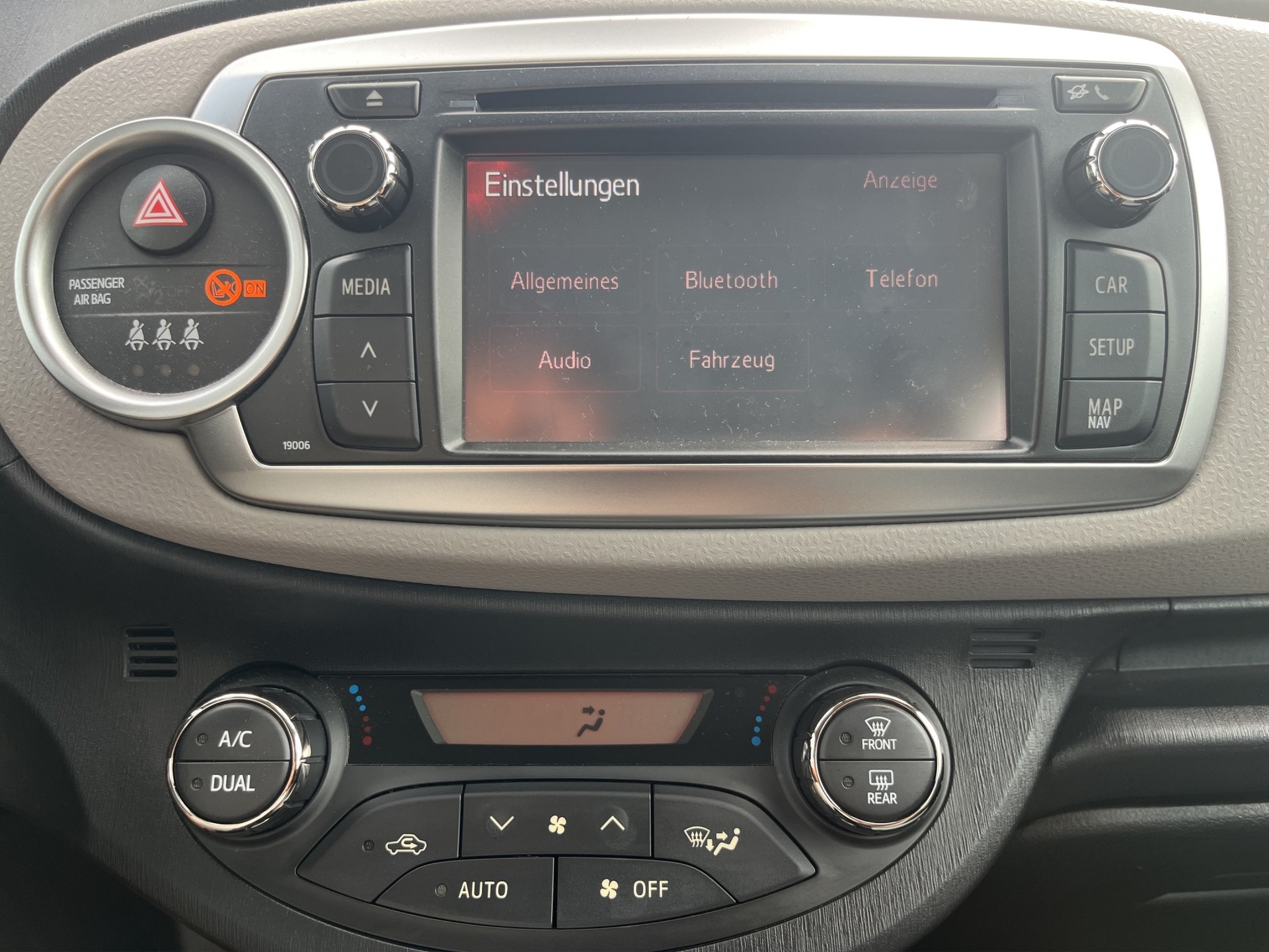 TOYOTA Yaris 1.33 Sol Premium Multidrive-image-14