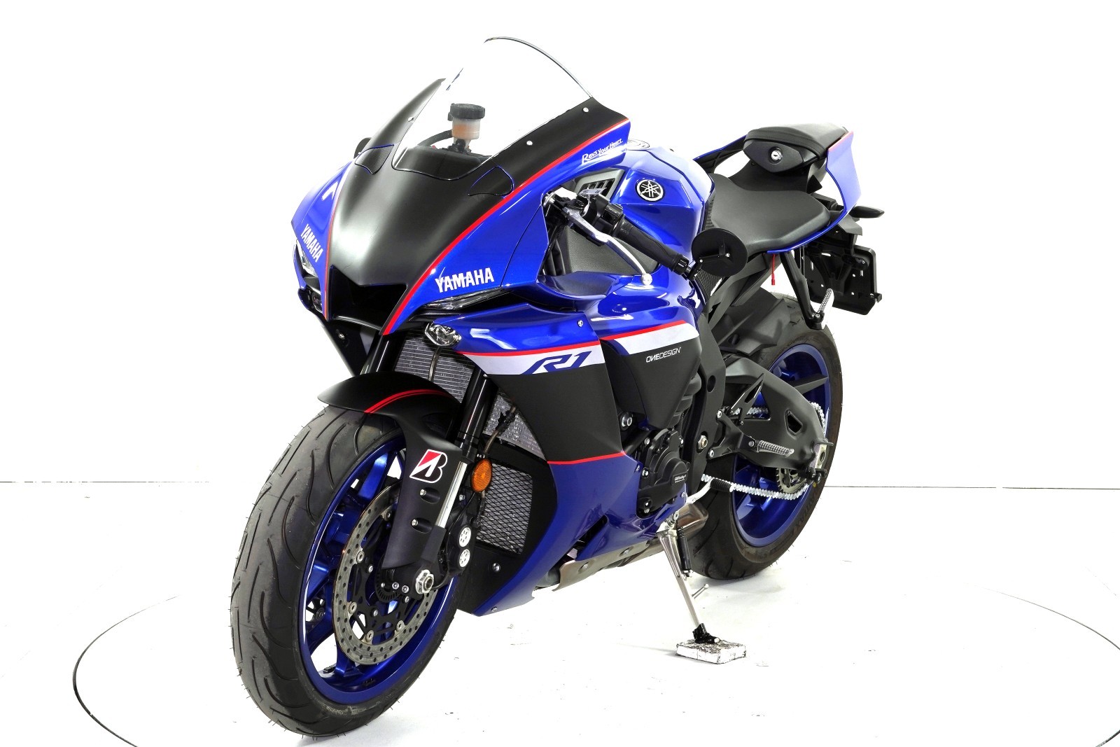 YAMAHA YZF-R1 ABS-showroom-element-2