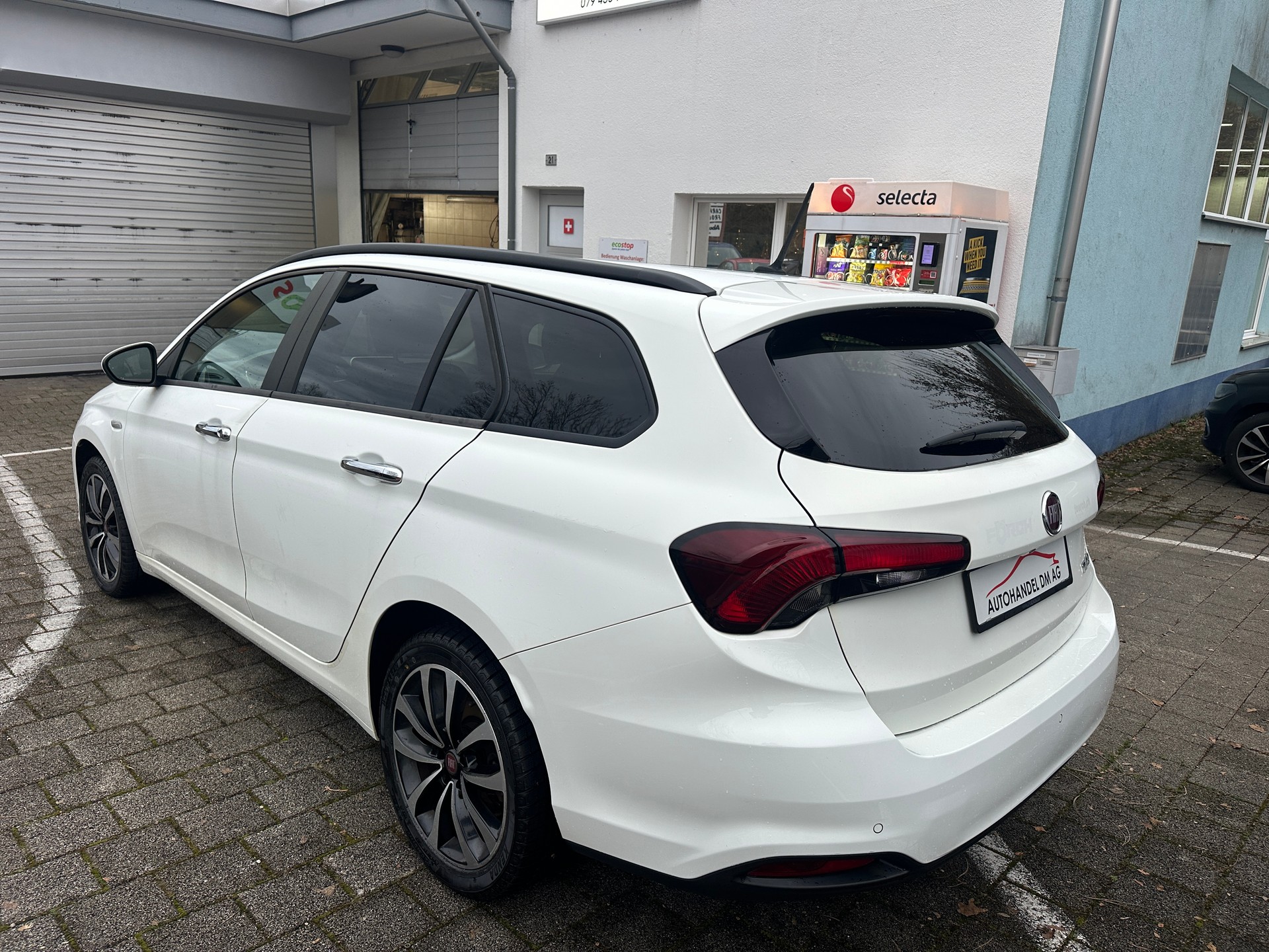 FIAT Tipo 1.6MJ Station Wagon Business DCT-image-3
