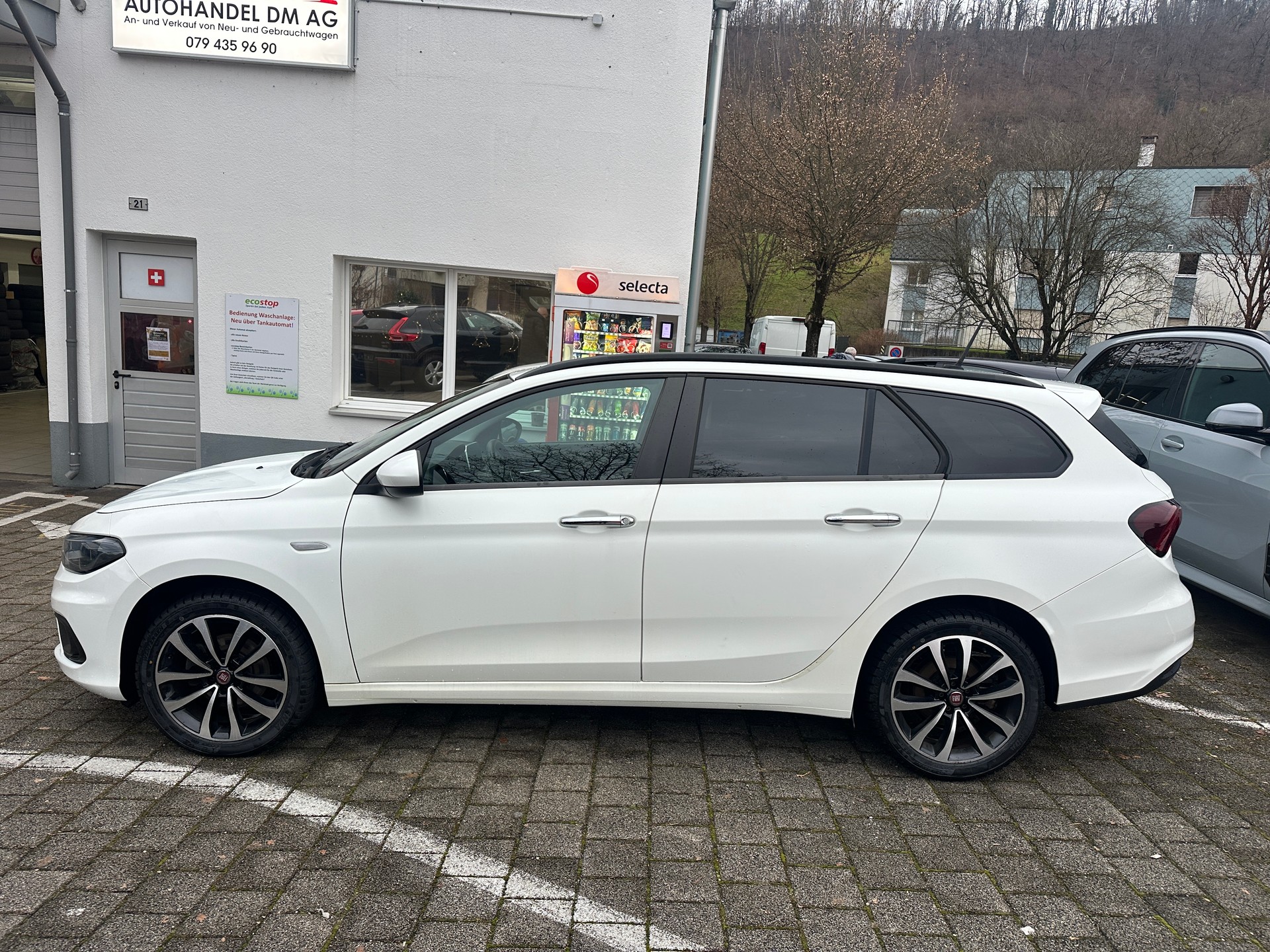 FIAT Tipo 1.6MJ Station Wagon Business DCT-image-2