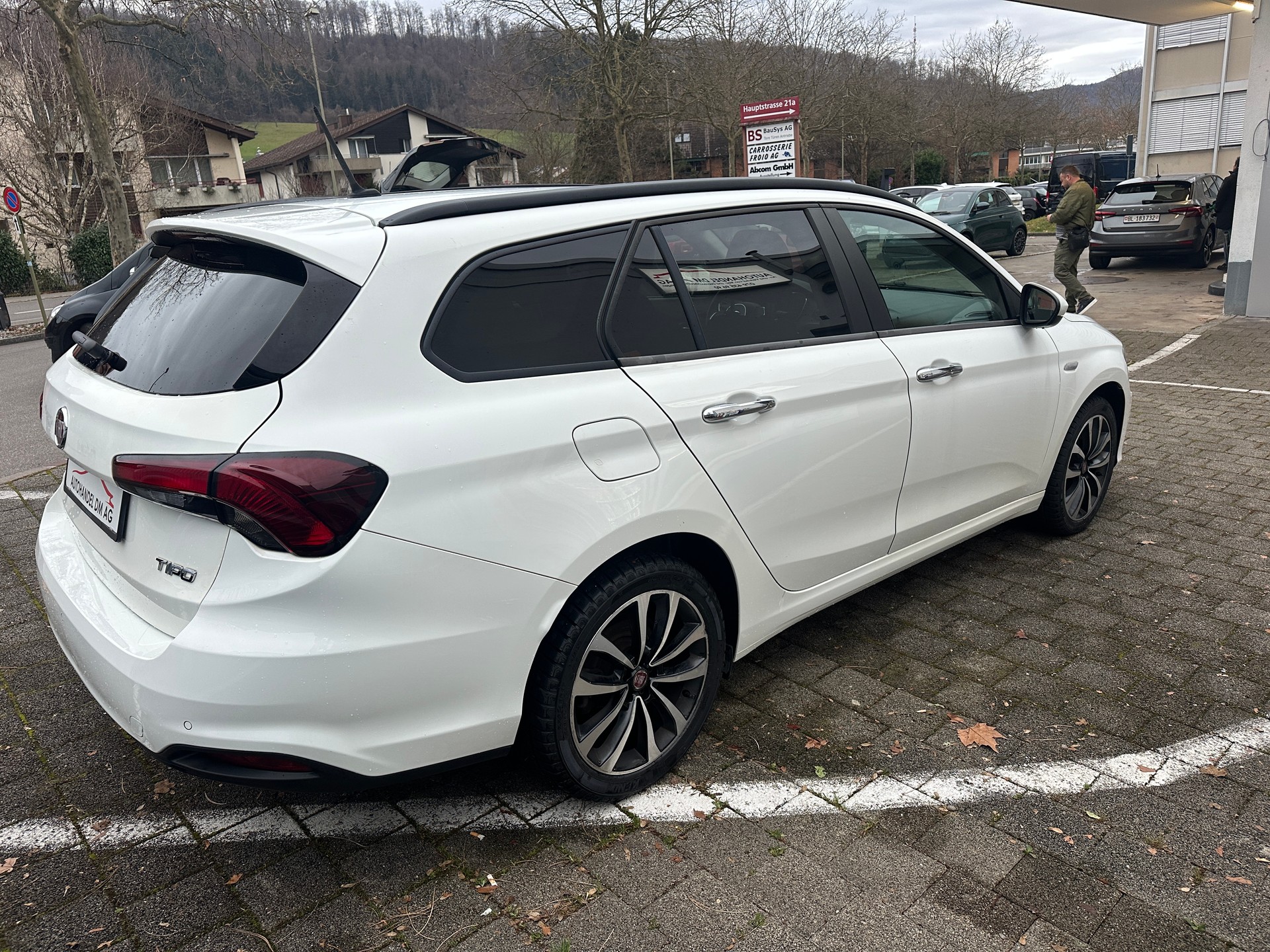 FIAT Tipo 1.6MJ Station Wagon Business DCT-image-5