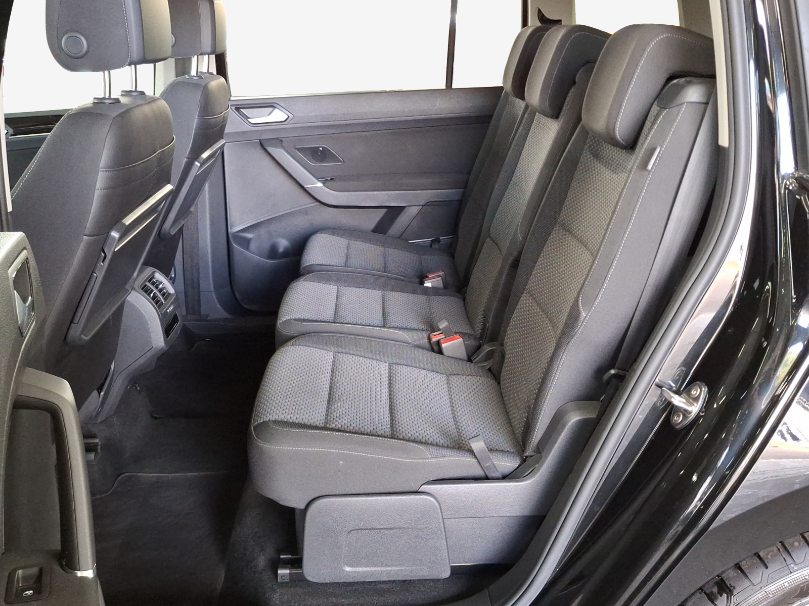 VW Touran 1.5 TSI EVO Comfortline DSG-image-11